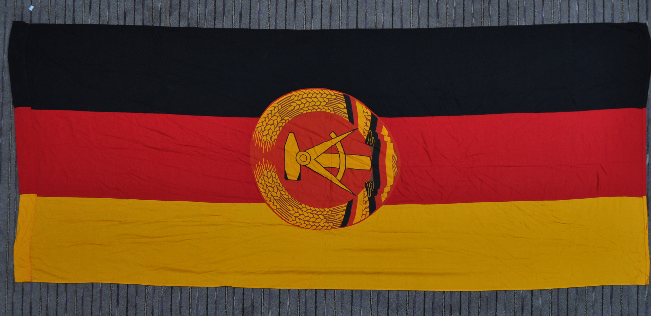 LARGE ORIGINAL EAST GERMAN MILITARY FLAG