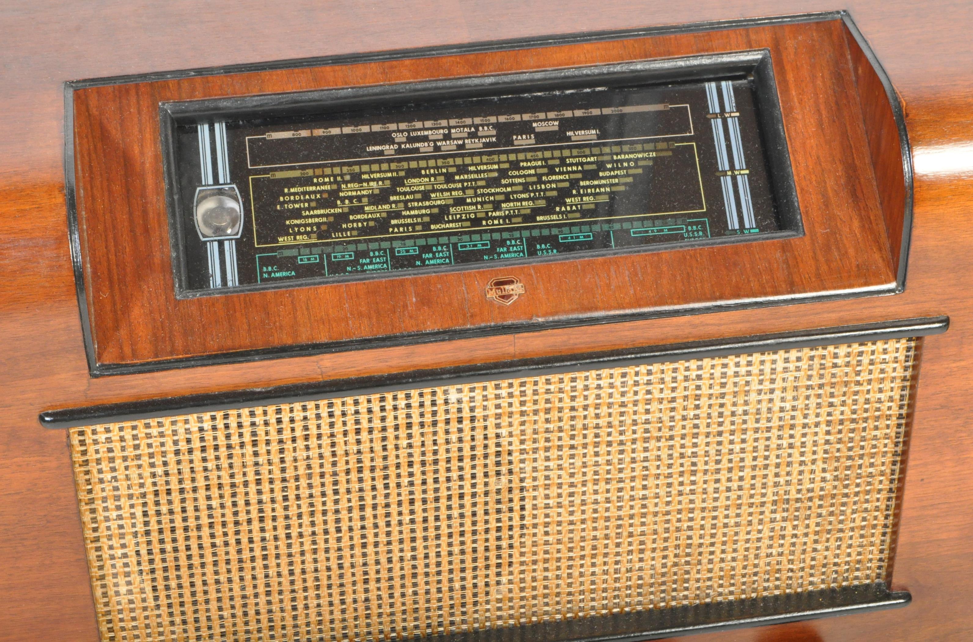 TWO VINTAGE 1950S VALVE RADIOS - Image 2 of 4