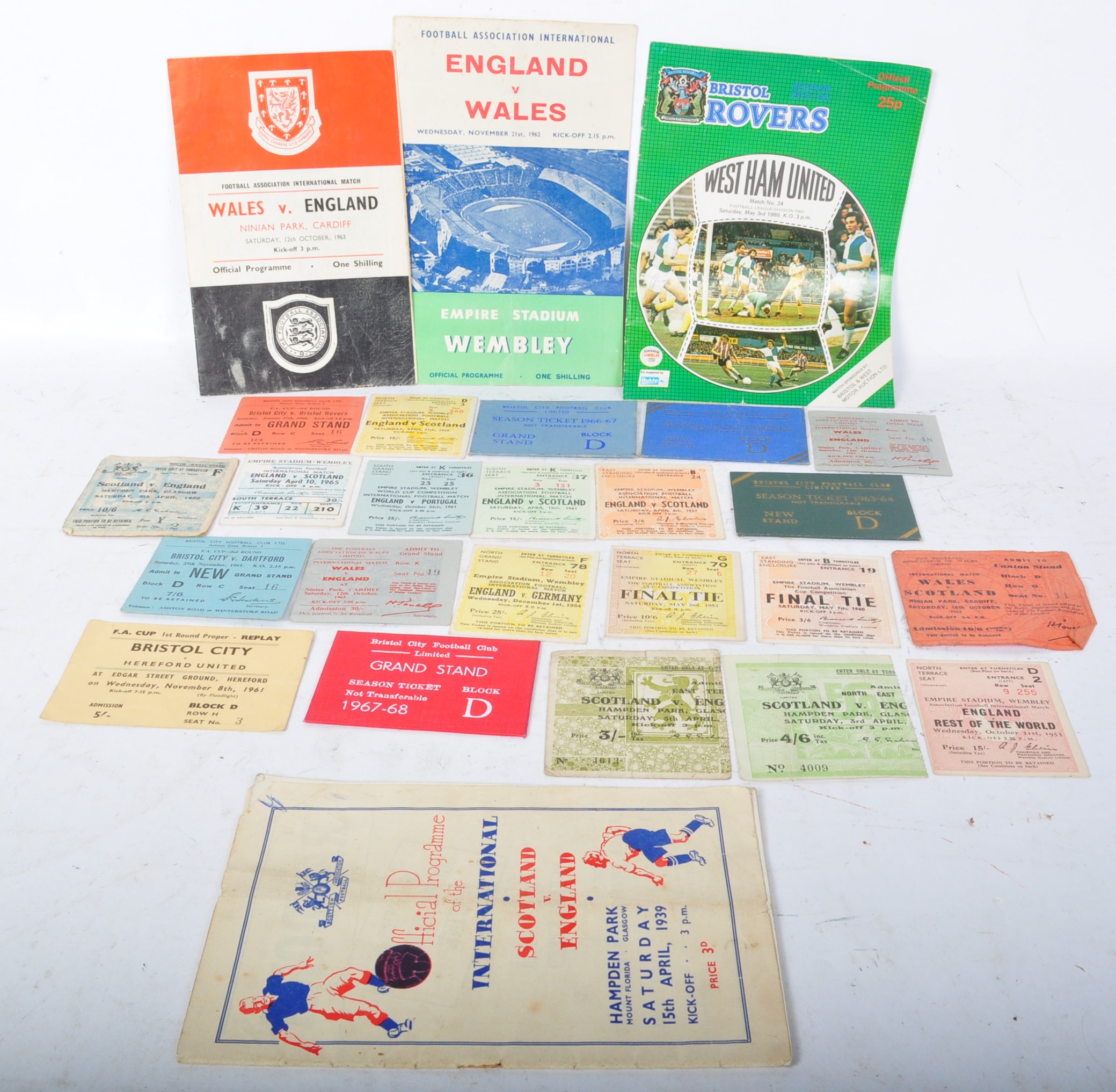 1950S 1960S FOOTBALL EPHEMERA - TICKETS & PROGRAMMES