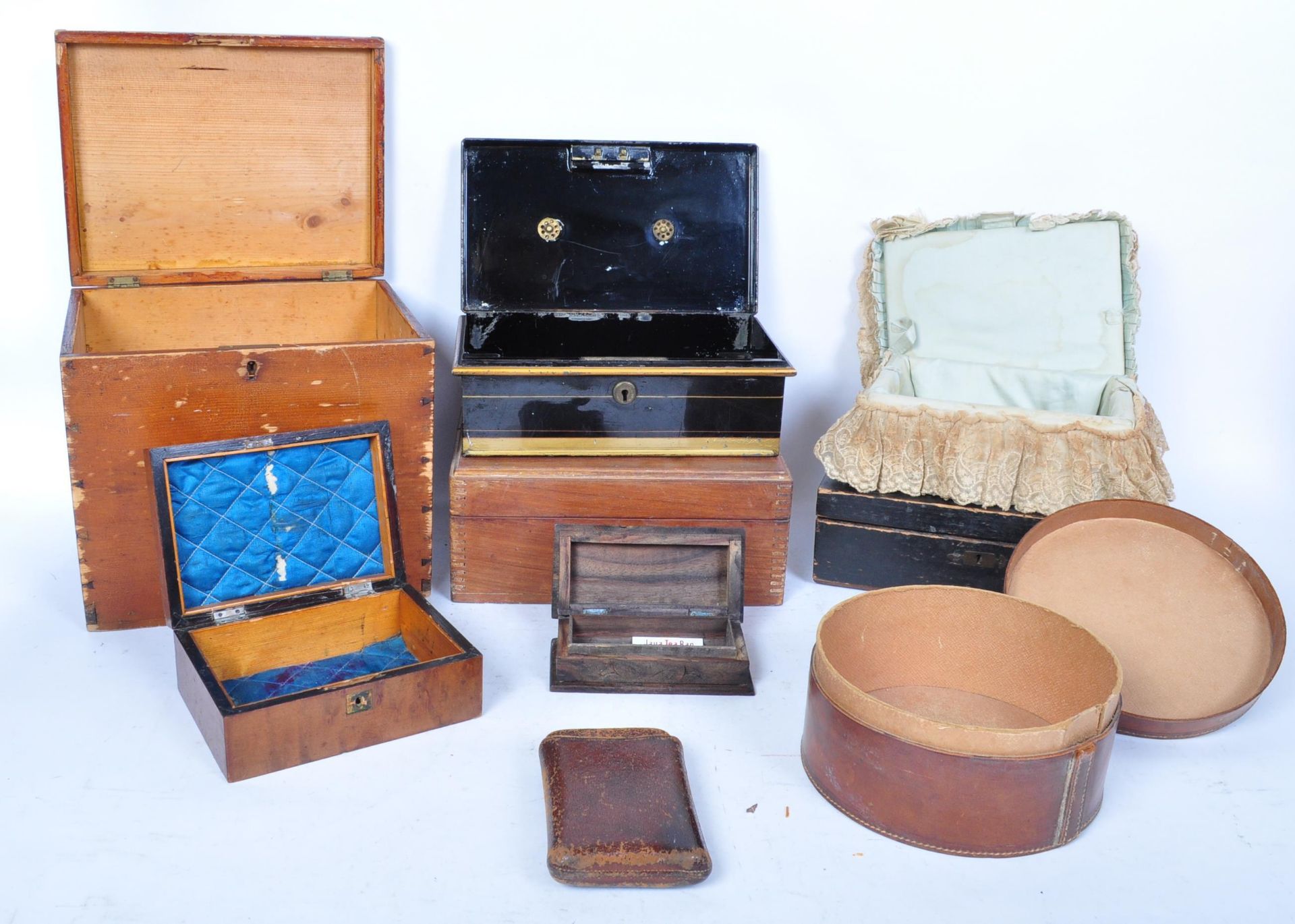 LARGE COLLECTION 19TH CENTURY & LATER BOXES - Image 2 of 3