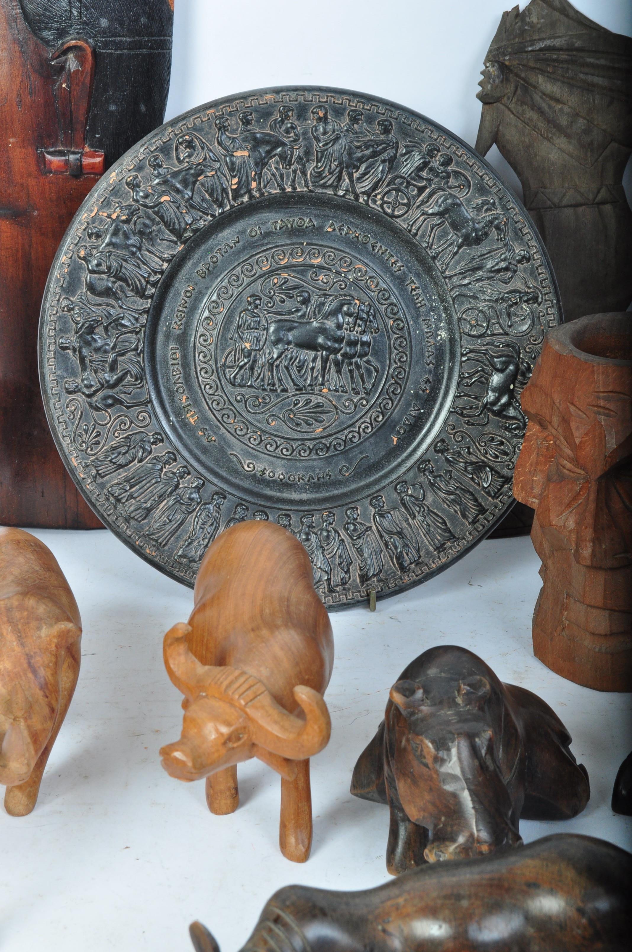 ASSORTMENT OF 20TH CENTURY AFRICAN TRIBAL ITEMS - Image 4 of 6