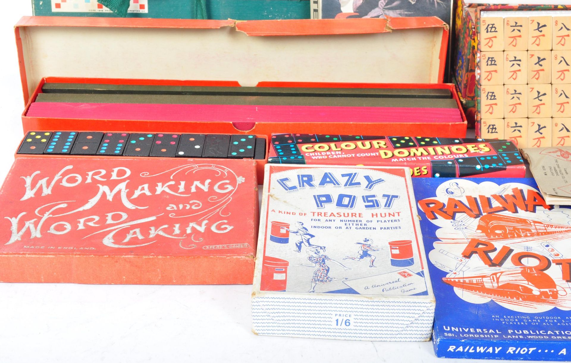 COLLECTION OF VINTAGE 20TH CENTURY PLAYING GAMES - Image 3 of 4