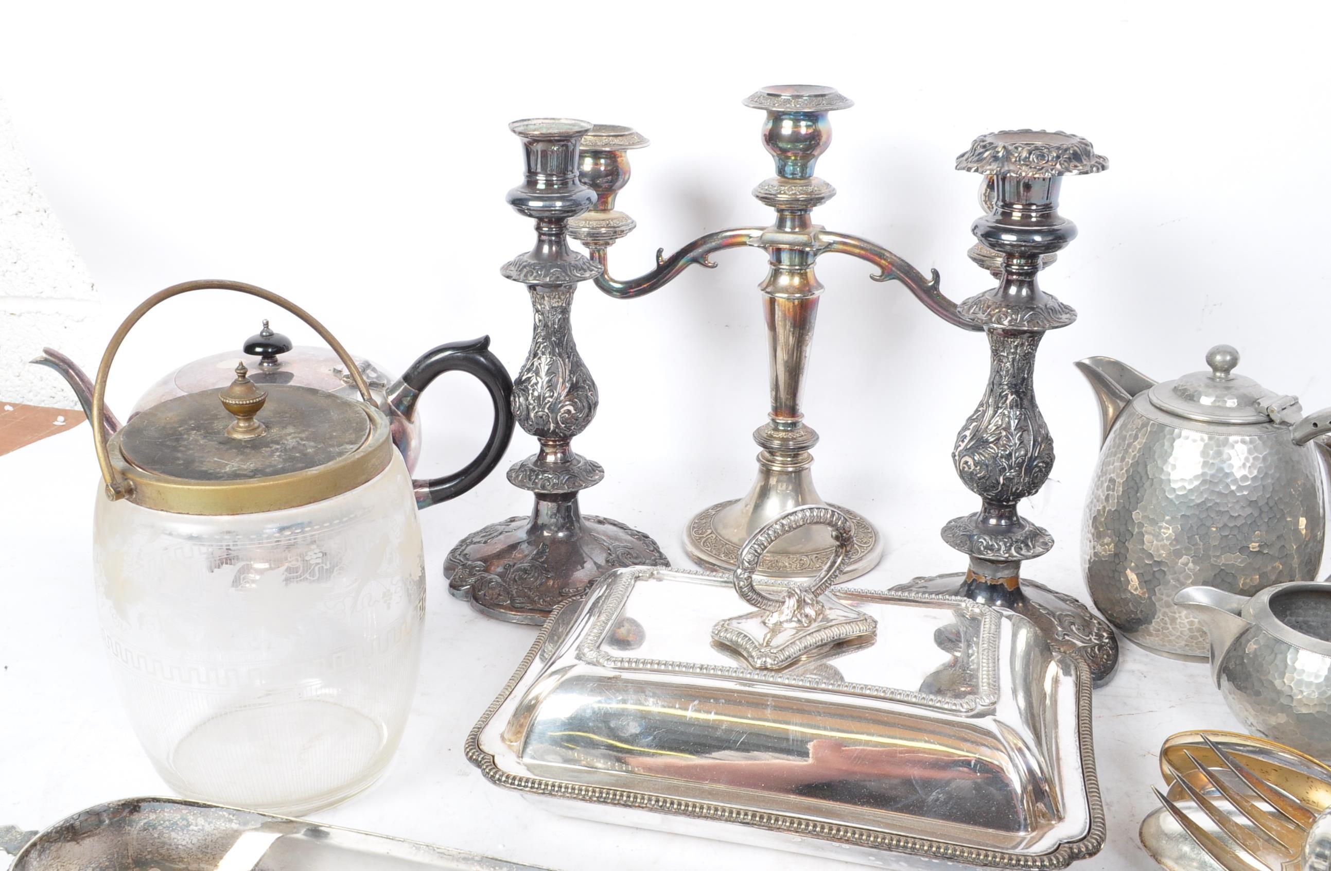 COLLECTION OF SILVER PLATE ITEMS - TEAPOT - TUREEN - FLATWARE - Image 3 of 6