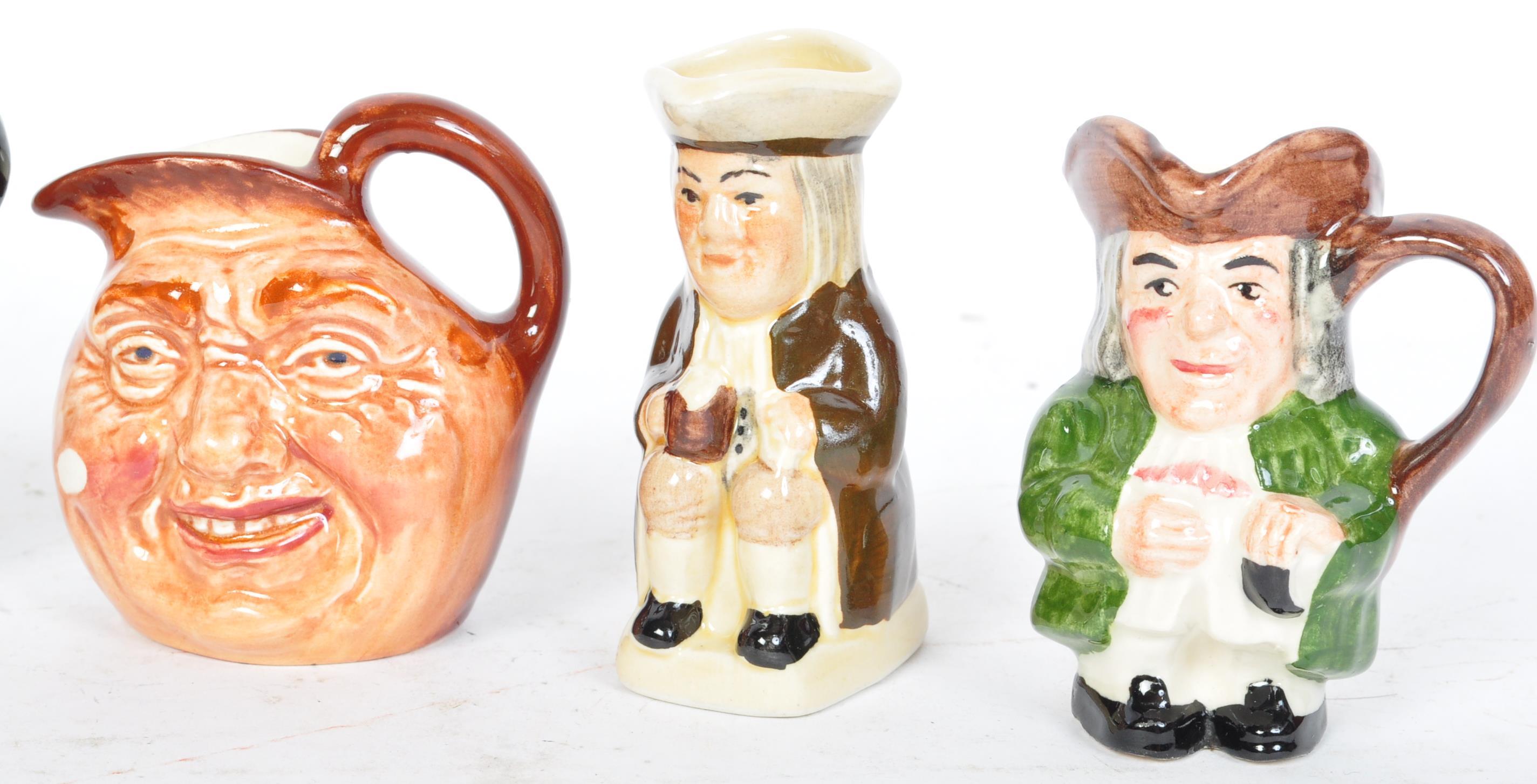 A COLLECTION OF EIGHT VINTAGE CERAMIC MINIATURE TOBY JUGS - Image 4 of 8