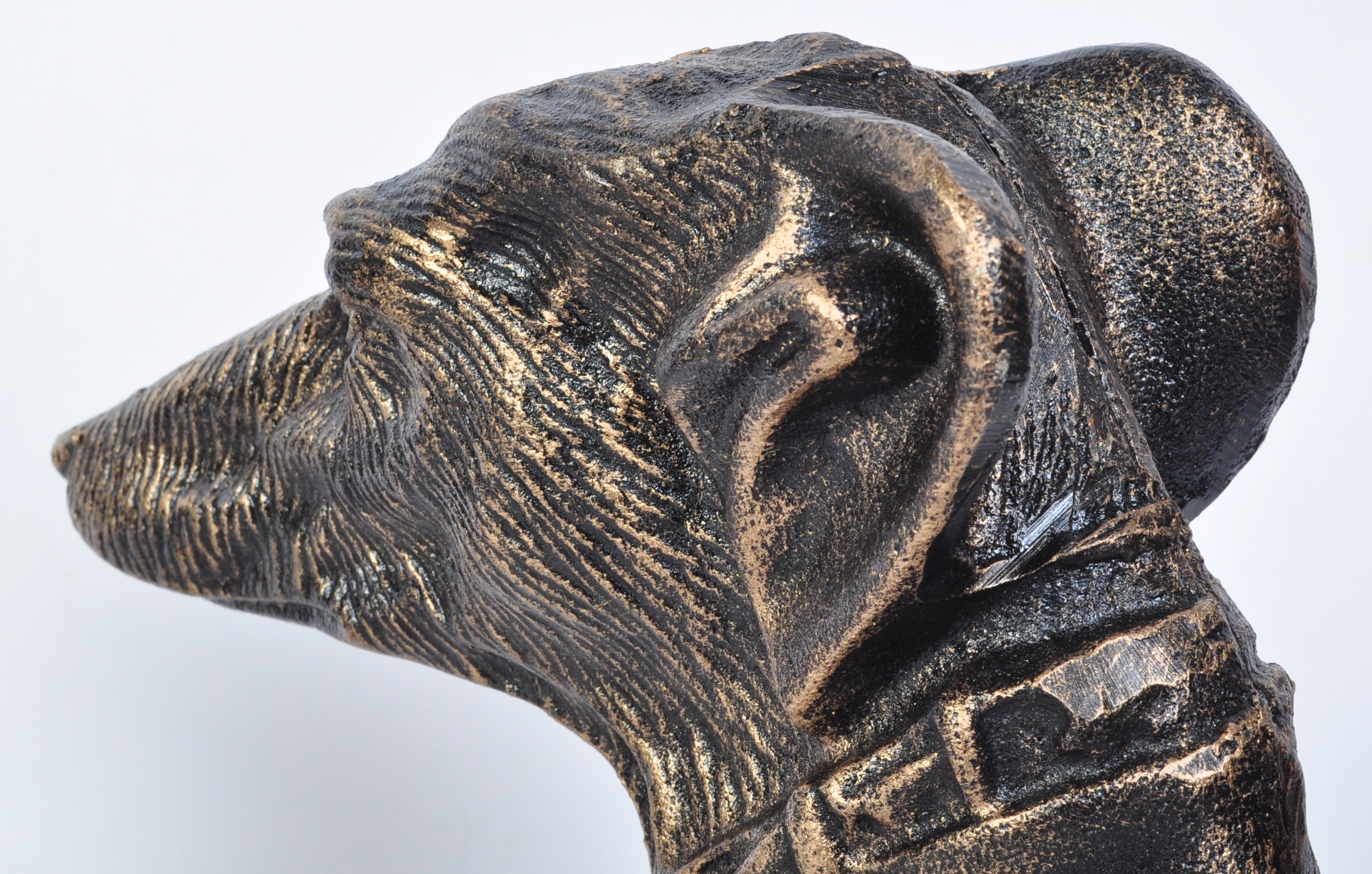 PAIR OF CAST METAL GREYHOUND BUSTS - Image 5 of 5