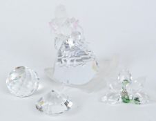 COLLECTION OF SWAROVSKI PAPERWEIGHTS & ORNAMENTS