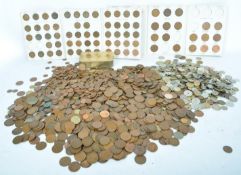 LARGE COLLECTION OF BRITISH & FOREIGN COINS