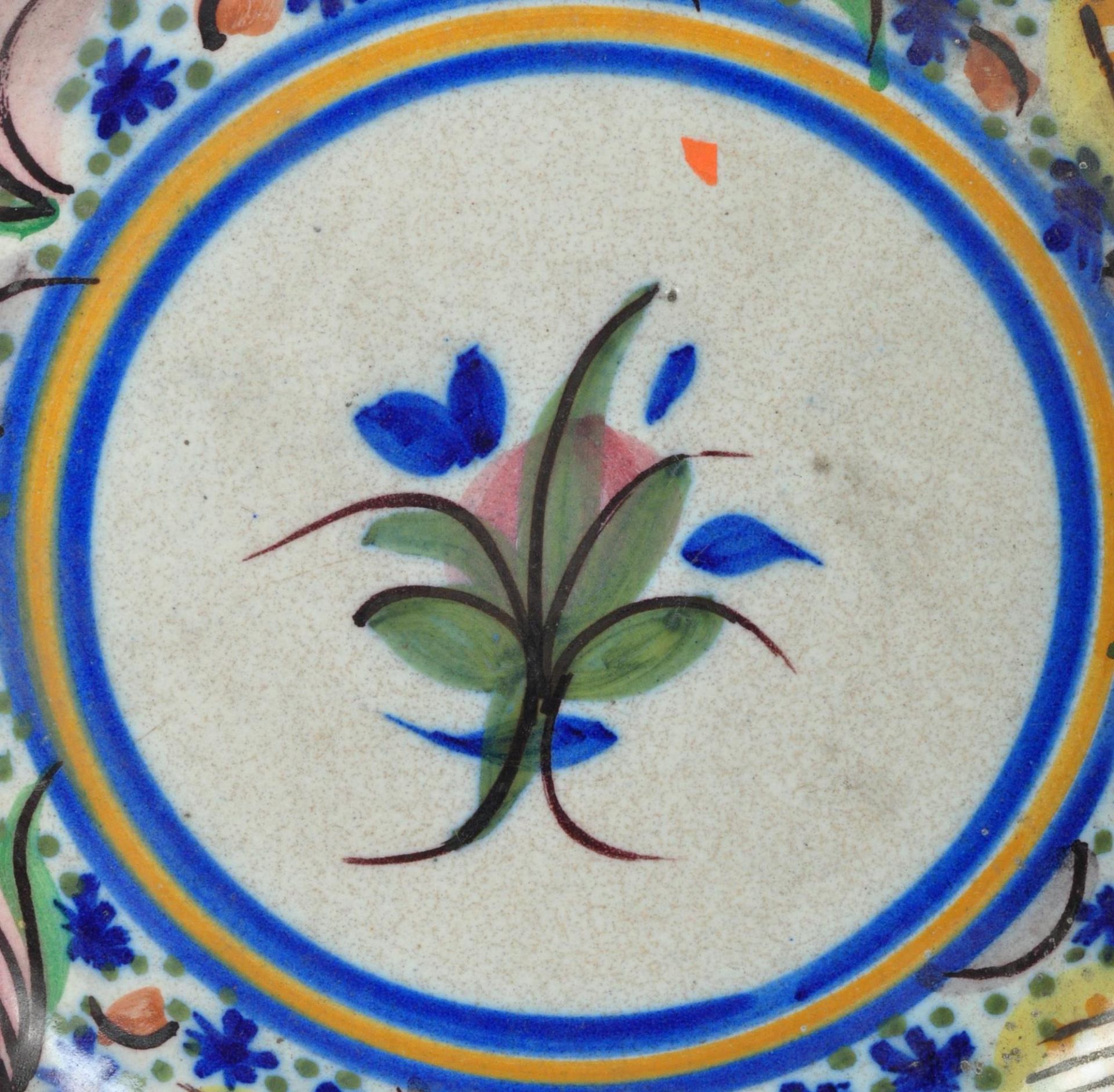 EARLY 18TH CENTURY TIN GLAZED PALTE & FRENCH FAIENCE BOWL - Image 2 of 4
