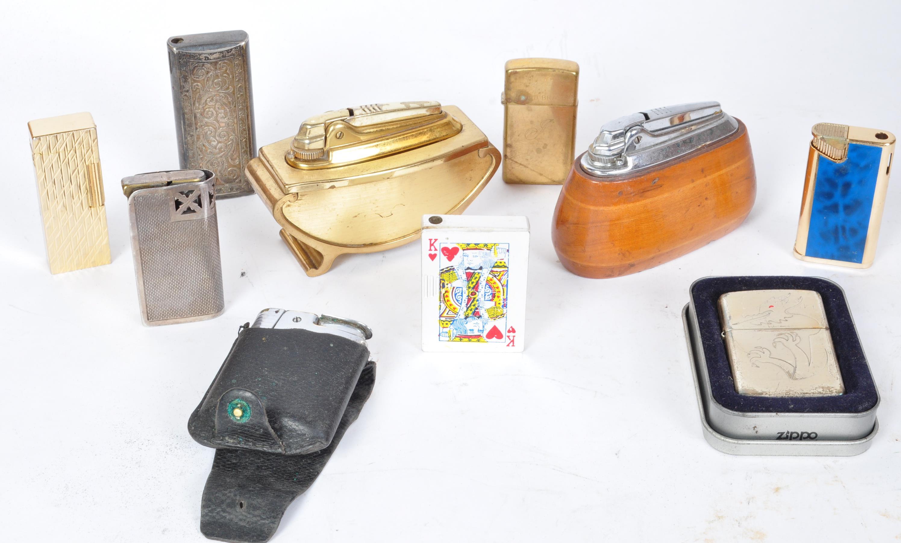 COLLECTION OF VINTAGE 20TH CENTURY LIGHTERS