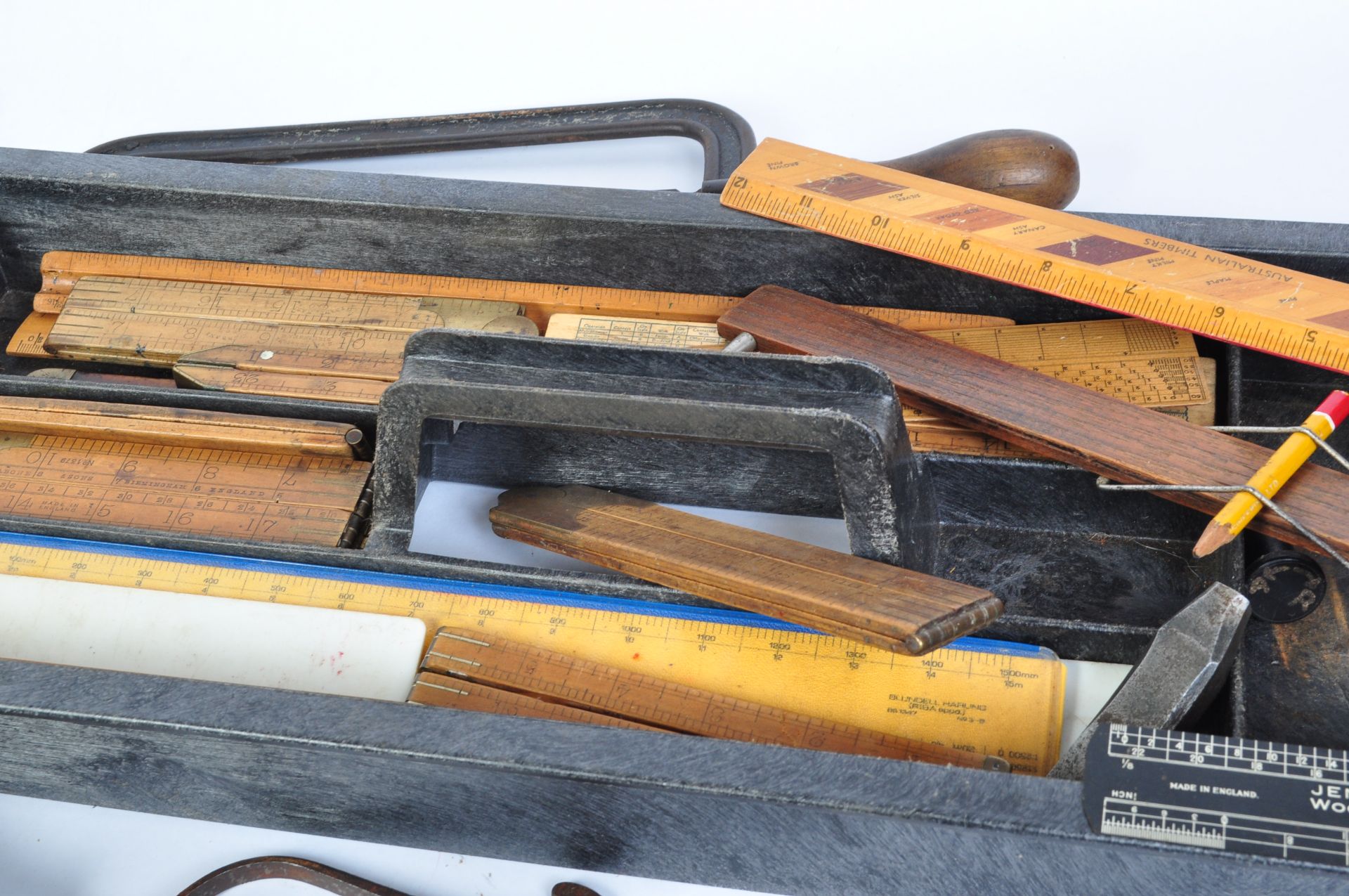 A LARGE COLLECTION OF EARLY 20TH CENTURY & LATER WOODWORKING TOOLS - Bild 3 aus 6
