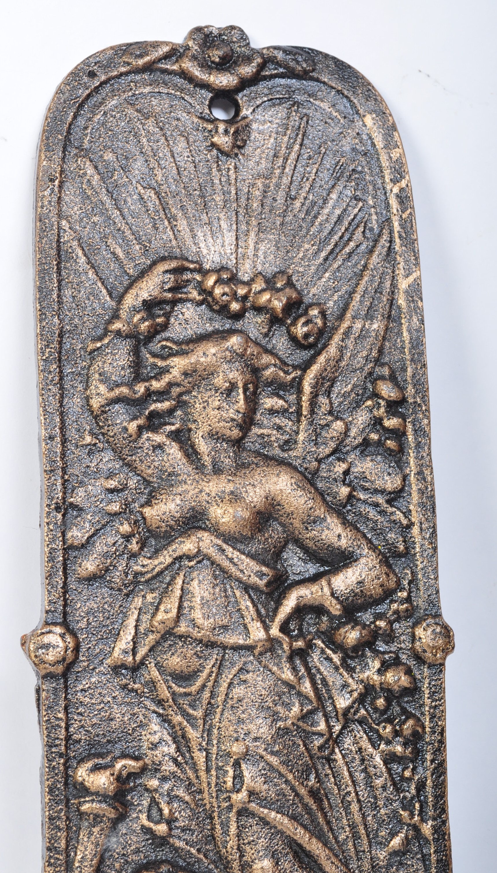 TWO PAIRS OF CAST METAL BRONZED DOOR FINGER PLATES - Image 2 of 4