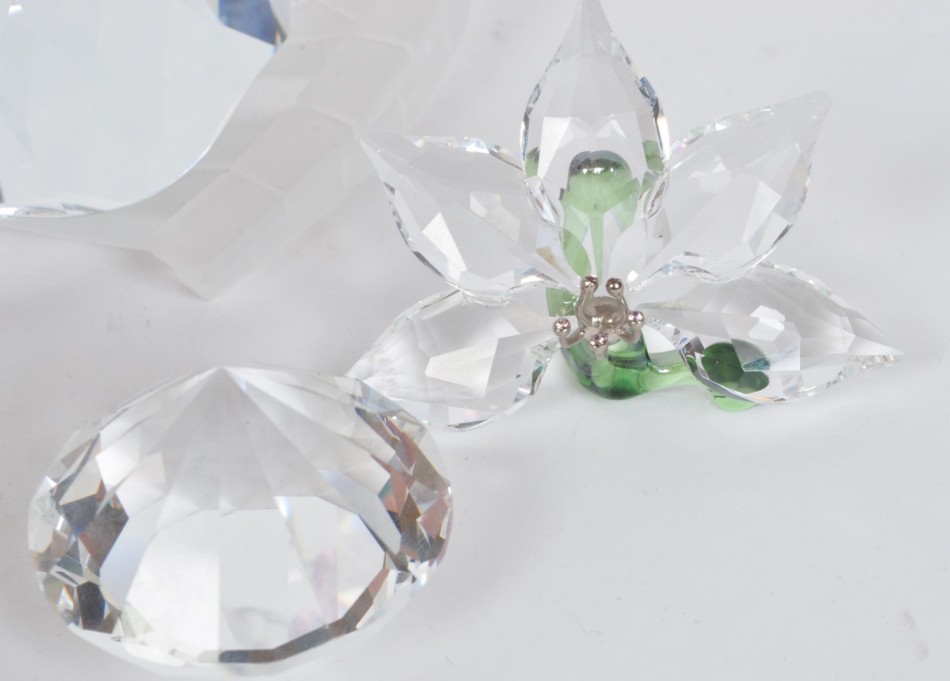 COLLECTION OF SWAROVSKI PAPERWEIGHTS & ORNAMENTS - Bild 4 aus 4