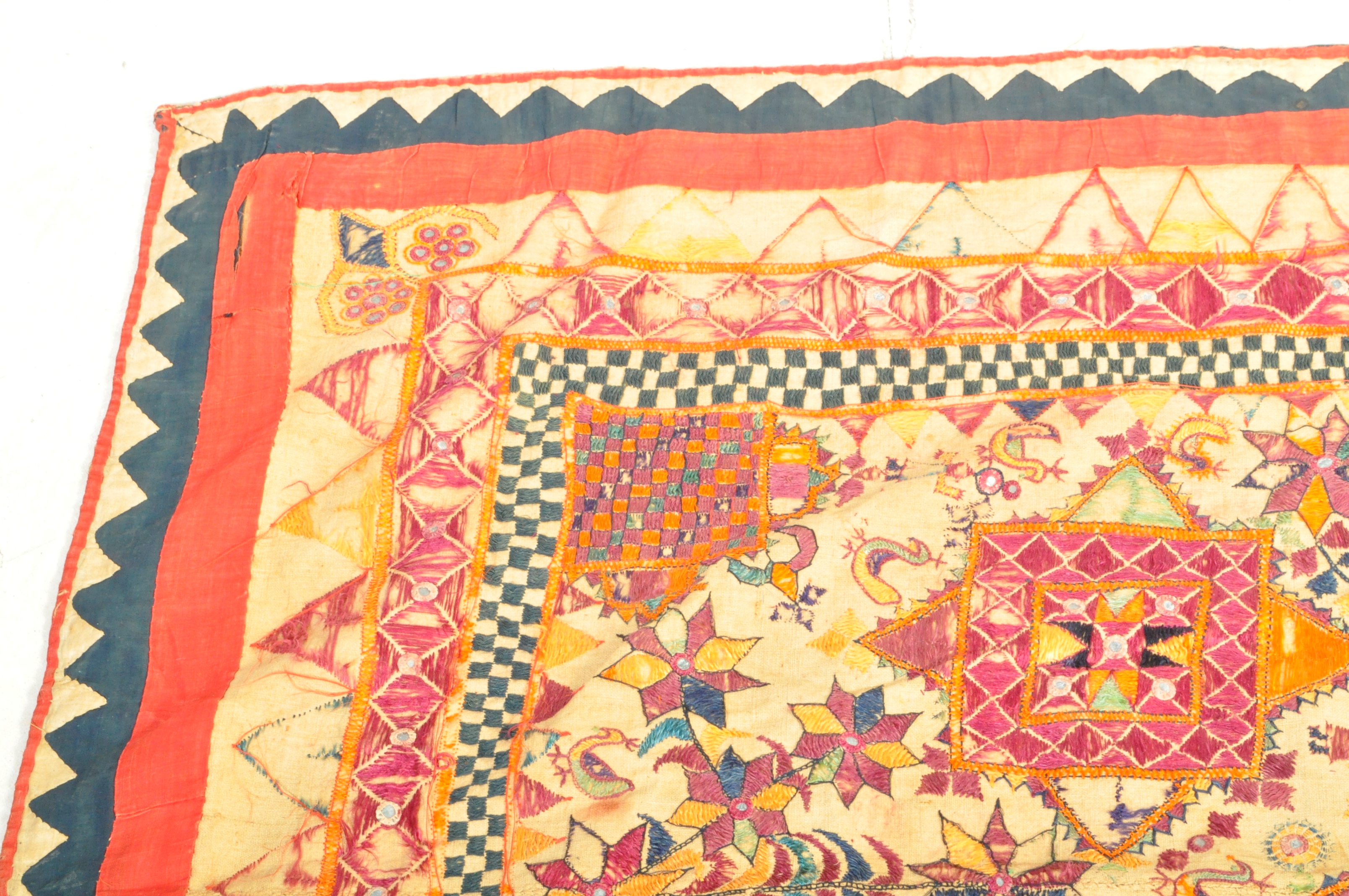 EARLY 20TH CENTURY INDIAN EMBROIDERED SHISHA TEXTILE - Image 2 of 7