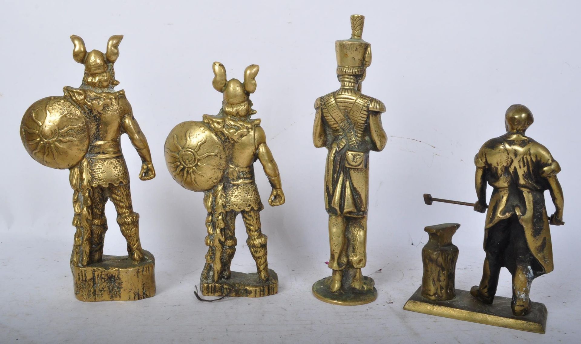 COLLECTION OF VINTAGE BRASS FIGURES - Image 5 of 5