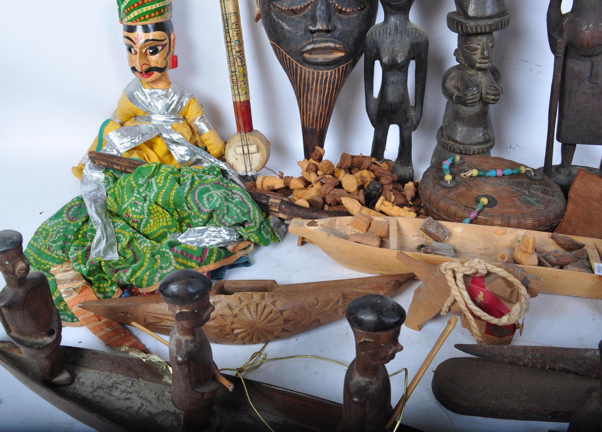 LARGE COLLECTION OF AFRICAN & ASIAN ITEMS - MASKS - INSTRUMENTS - Image 5 of 6