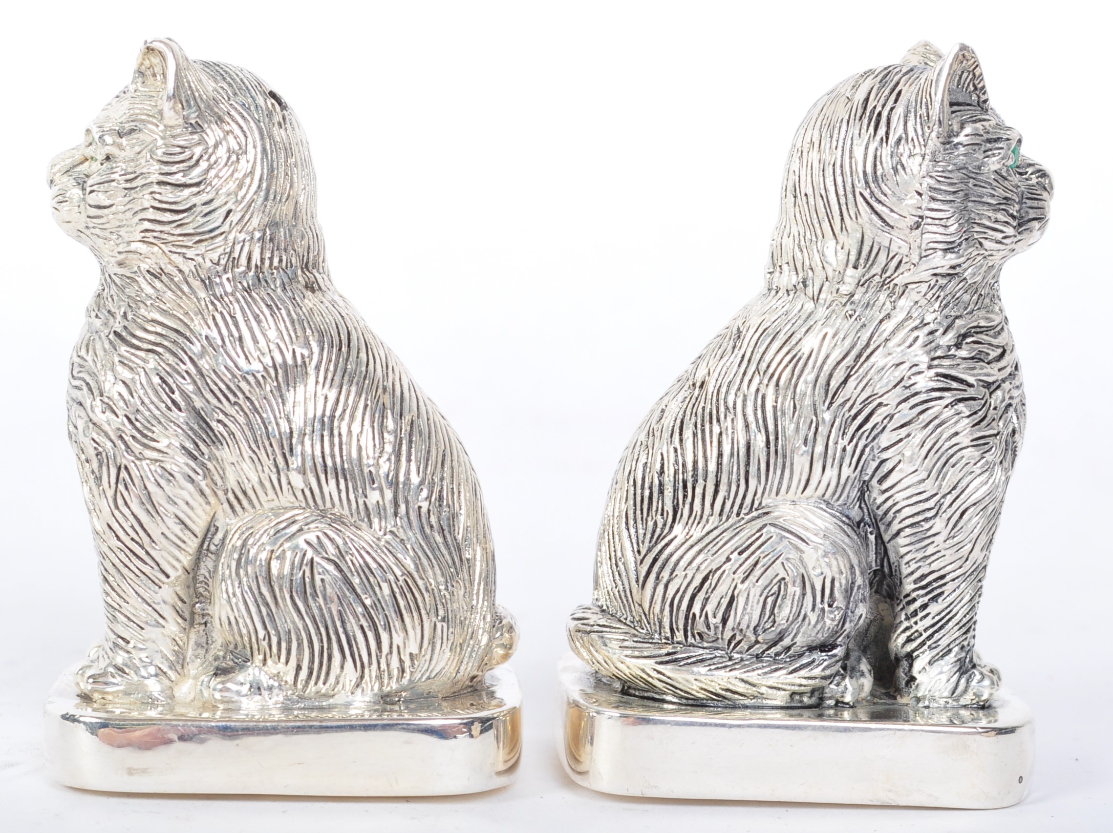 PAIR OF VINTAGE SILVER PLATED CAT CONDIMENTS - Image 2 of 5
