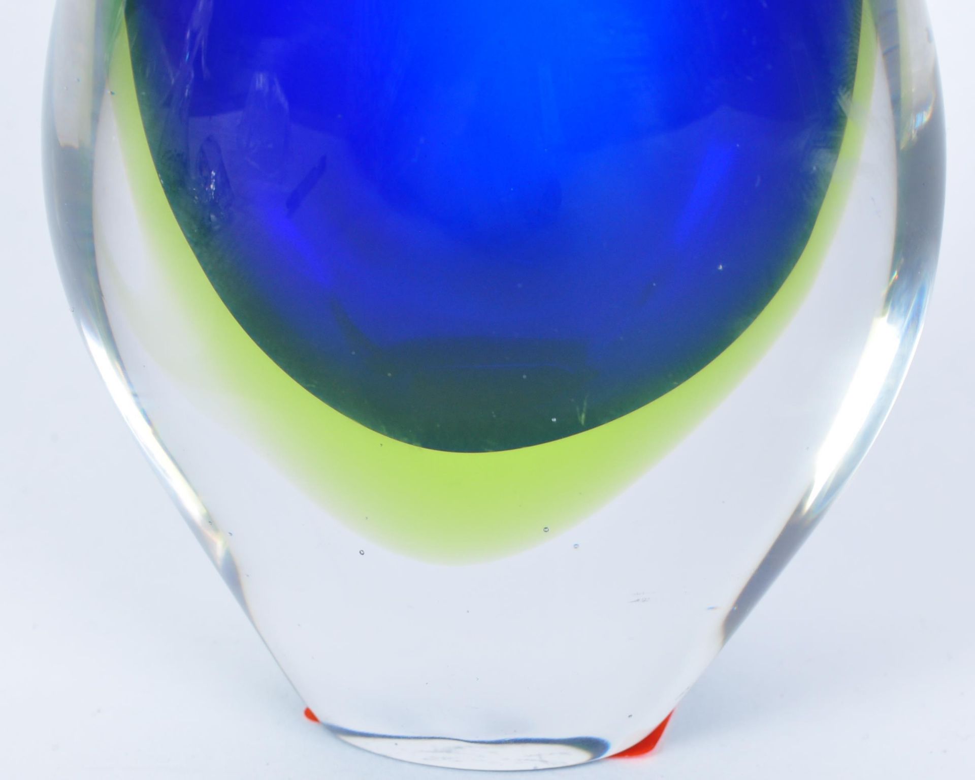 A VINTAGE RETRO MURANO "SOMMERSO" GLASS SCULPTURE - Image 3 of 4