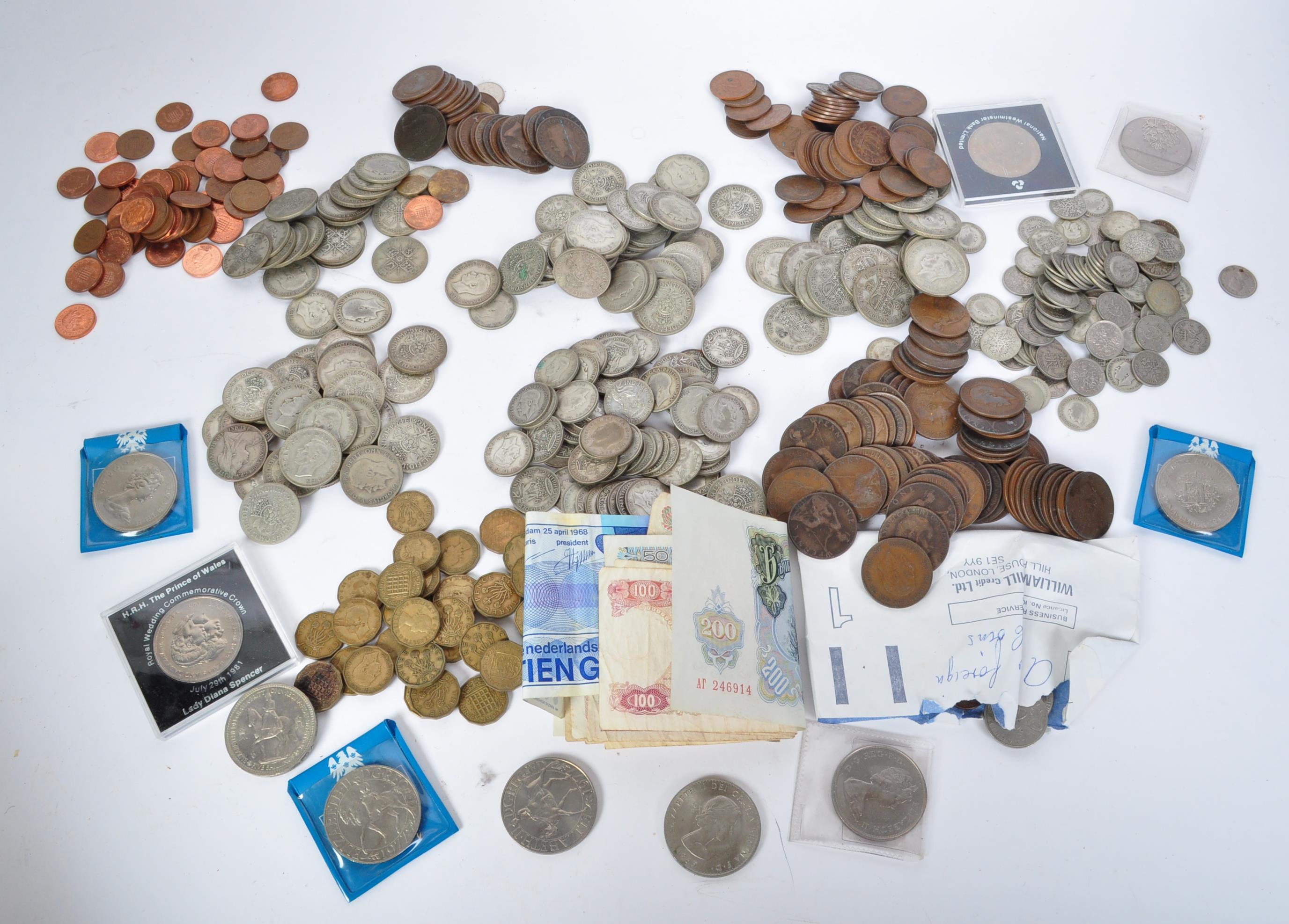 ASSORTMENT OF BRITISH COINAGE TO INCLUDE CROWNS - Image 2 of 6