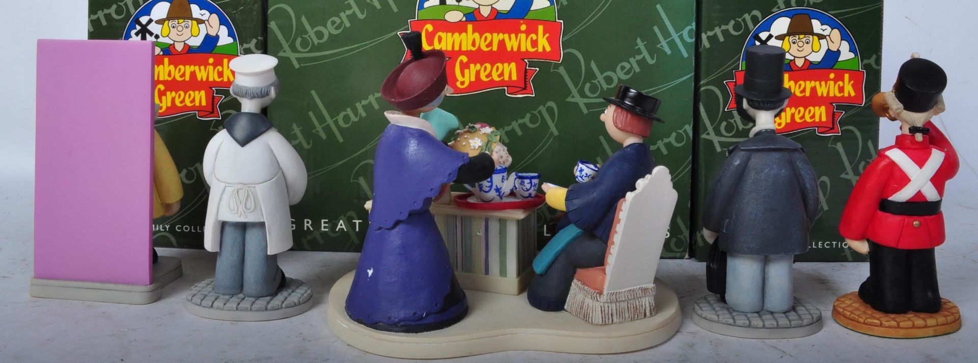 CAMBERWICK GREEN – ROBERT HARROP – X5 FIGURINES / STATUES - Image 5 of 8