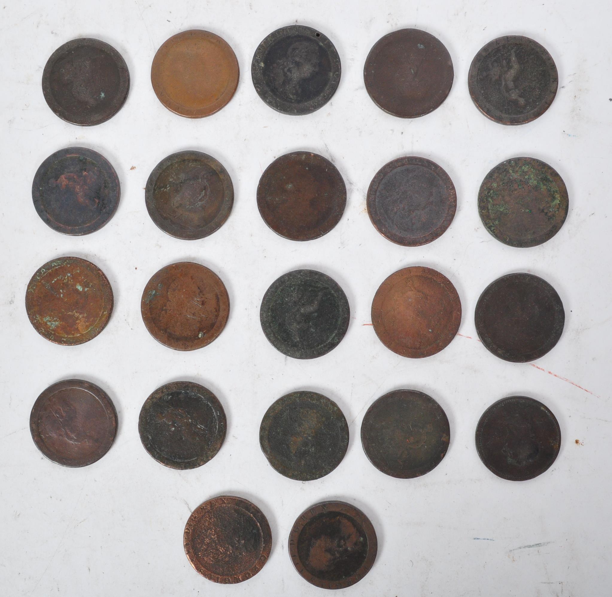 COLLECTION OF 22 18TH CENTURY GEORGE III CARTWHEEL COPPER PENNIES - Image 2 of 2