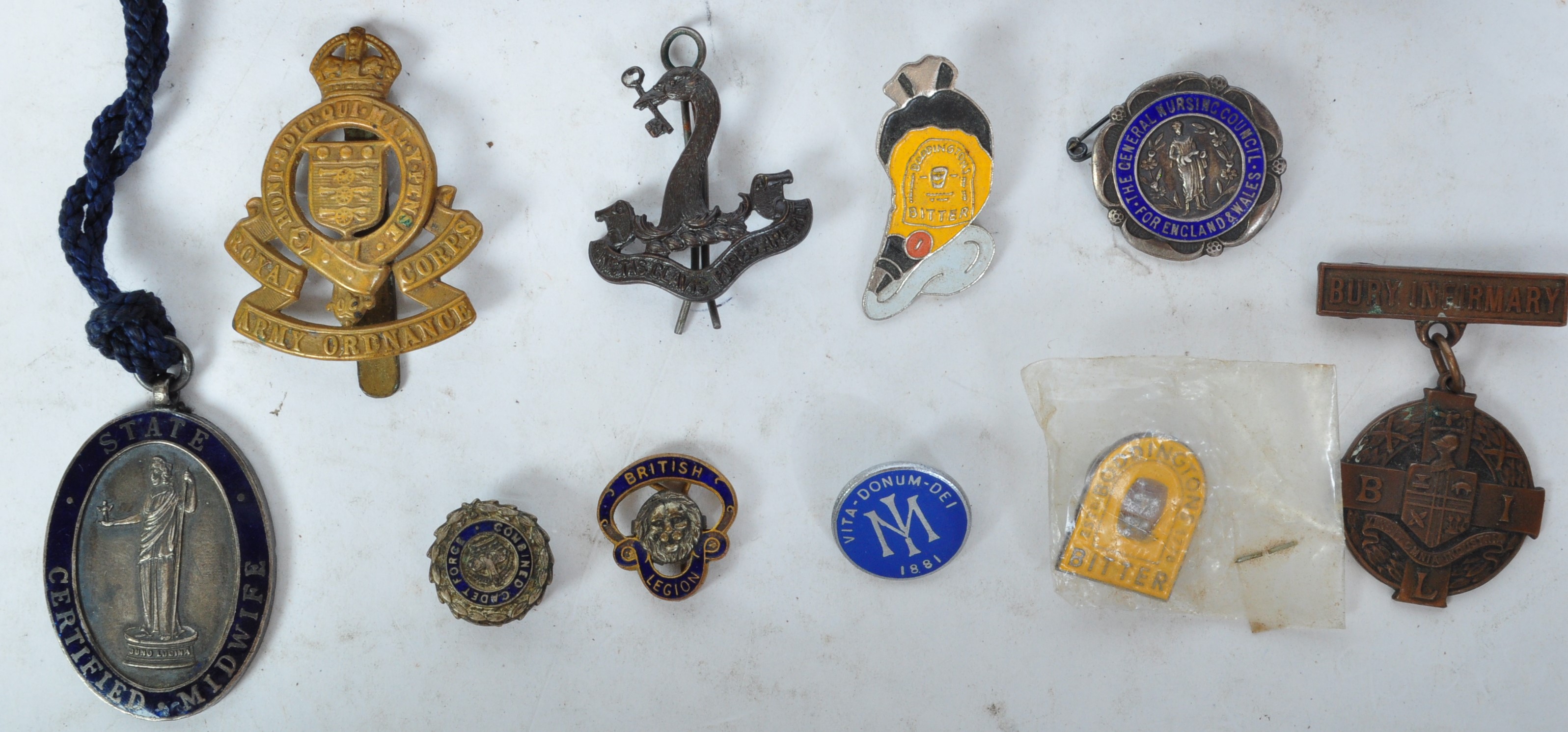 COLLECTION OF NURSING & SERVICE BADGES - Image 3 of 4