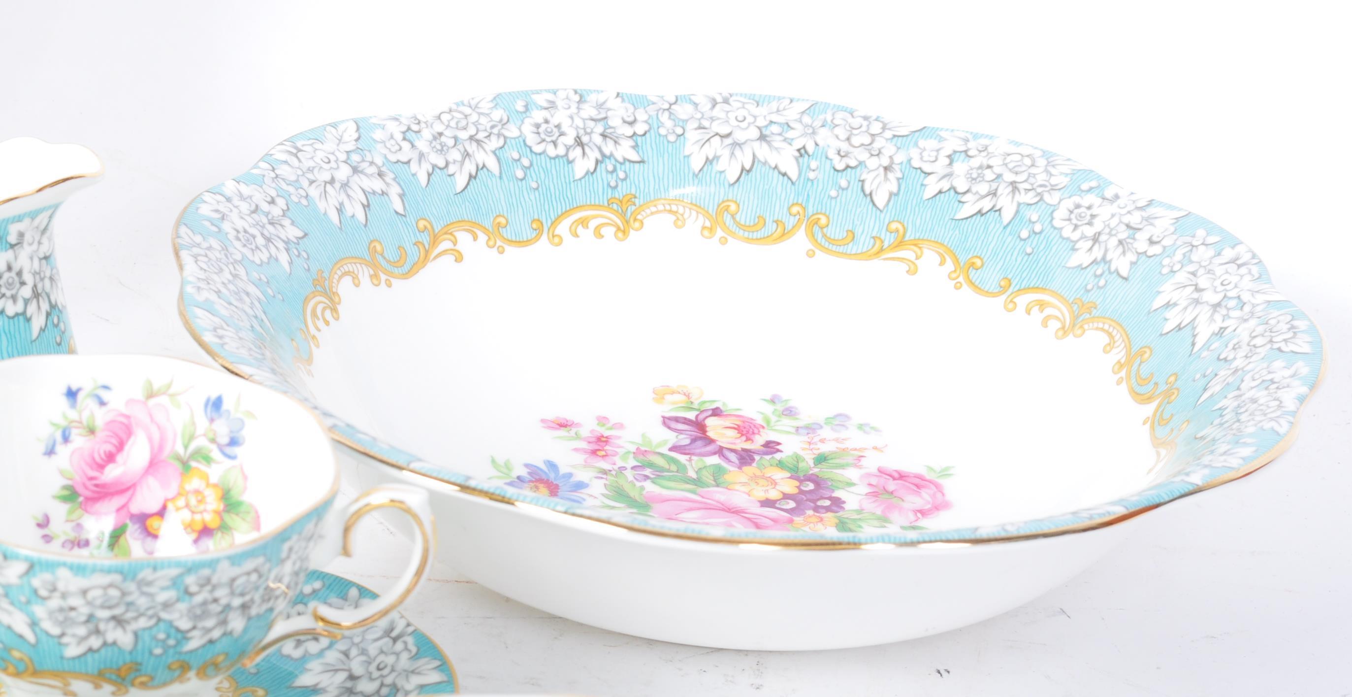 20TH CENTURY ROYAL ALBERT ENCHANTMENT BONE CHINA SERVICE - Image 5 of 8