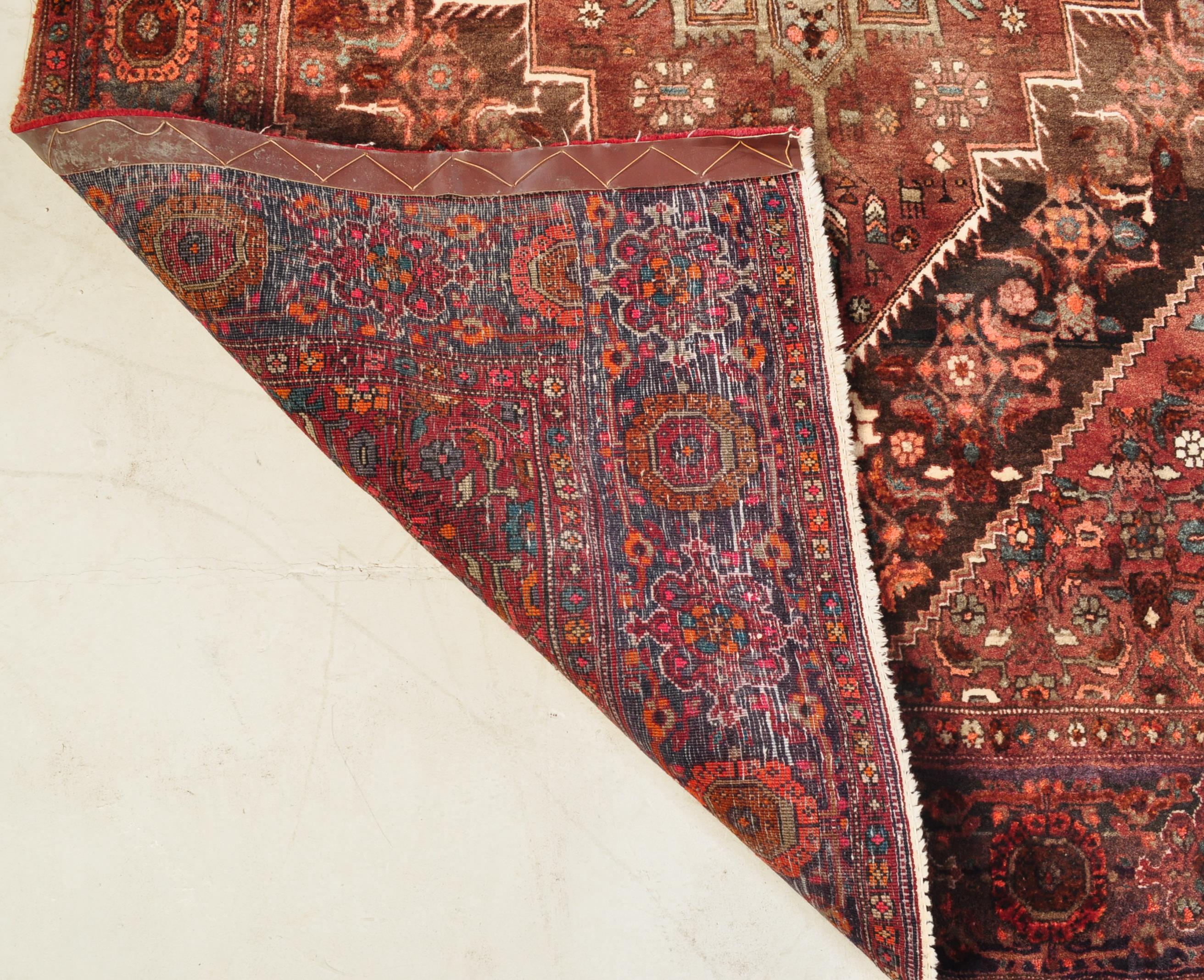 MID 20TH CENTURY PERSIAN ISLAMIC THICK PILE RUG - Image 6 of 6