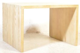 A CONTEMPORARY SOLID OAK WITH LIMED WHITE FINISH COFFEE TABLE