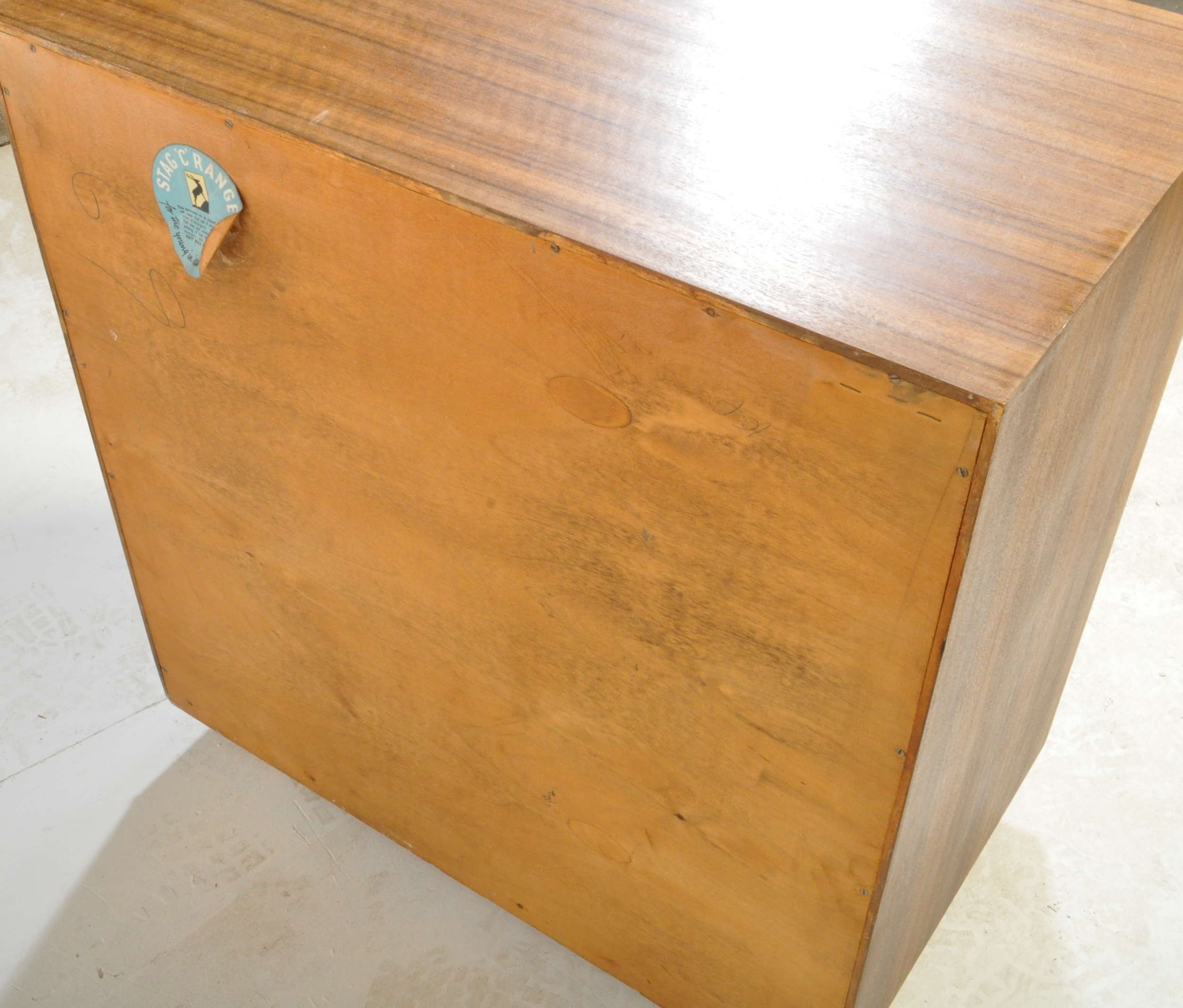 1950S STAG C RANGE AUSTRALIAN WALNUT CHEST OF DRAWERS - Image 7 of 8