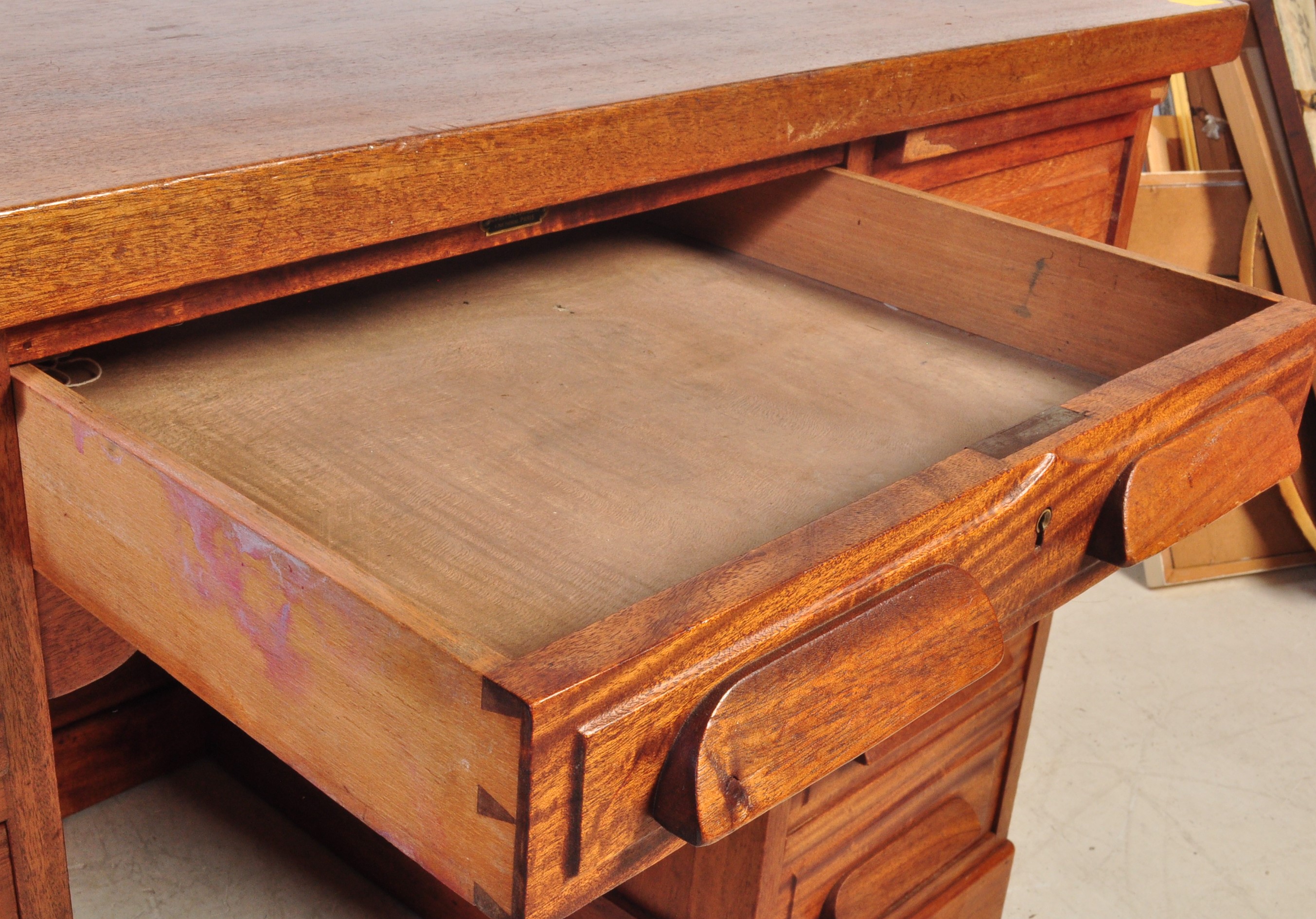 20TH CENTURY INDUSTRIAL FACTORY / OFFICE MAHOGANY DESK - Image 5 of 9