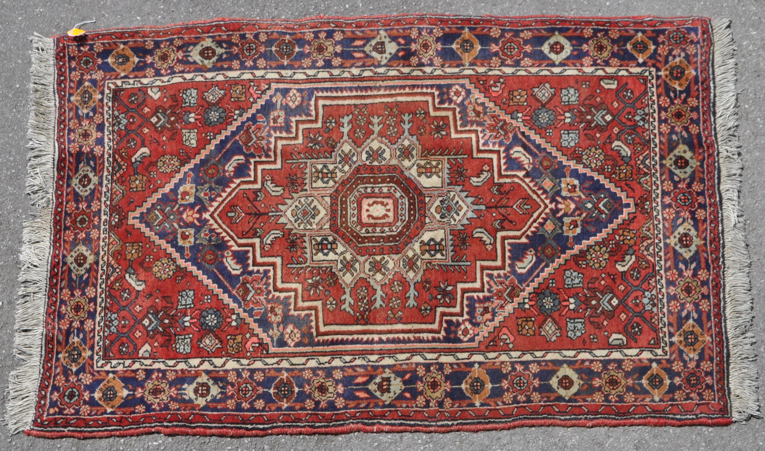 20TH CENTURY PERSIAN ISLAMIC BIDJAR THICK PILE RUG