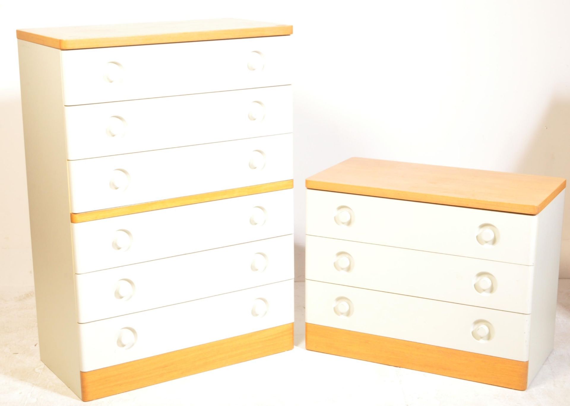 STAG FURNITURE - WHITE & OAK TWO CHEST OF DRAWERS - Image 2 of 5