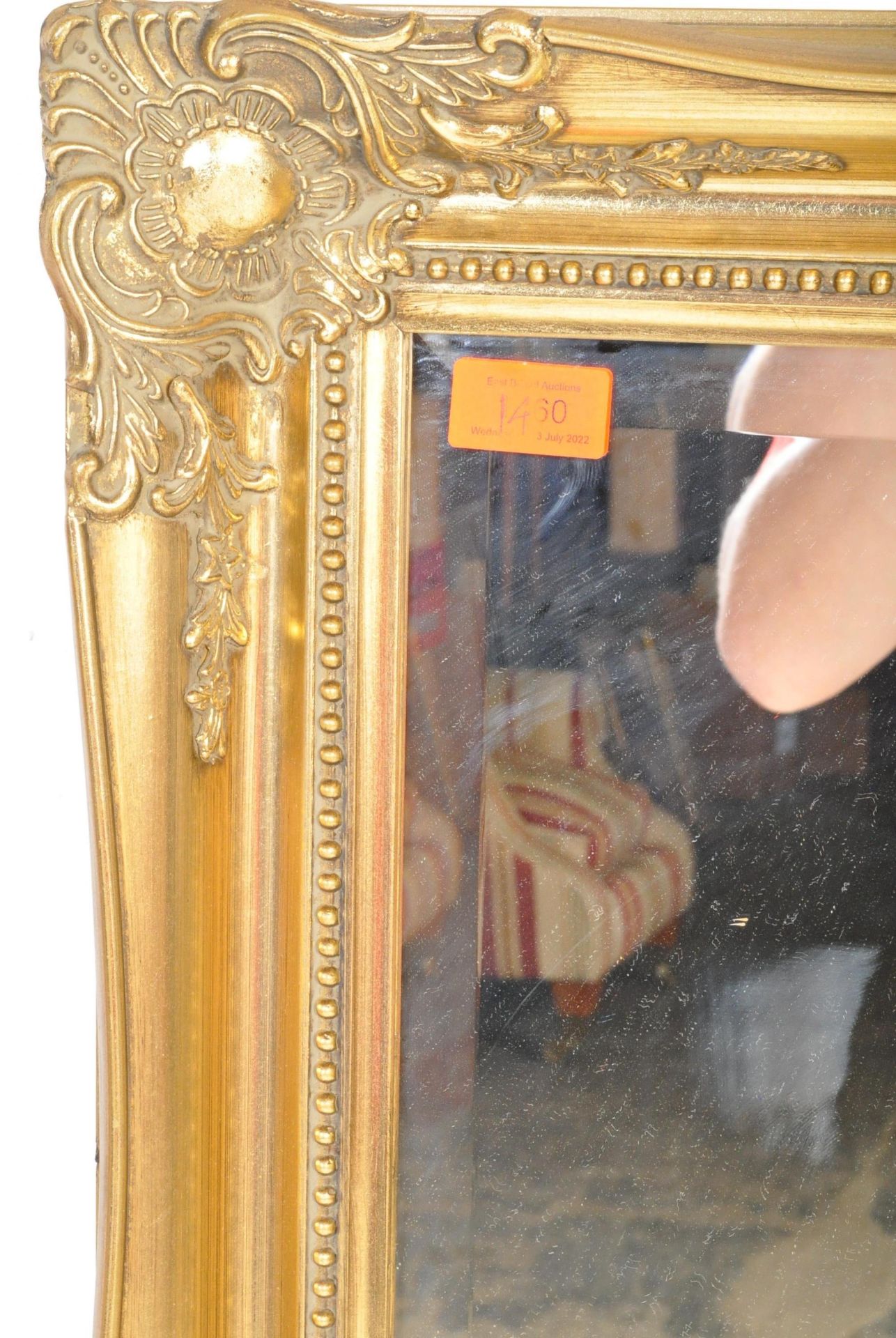 VINTAGE 20TH CENTURY GILT BEVELLED GLASS MIRROR - Bild 4 aus 4