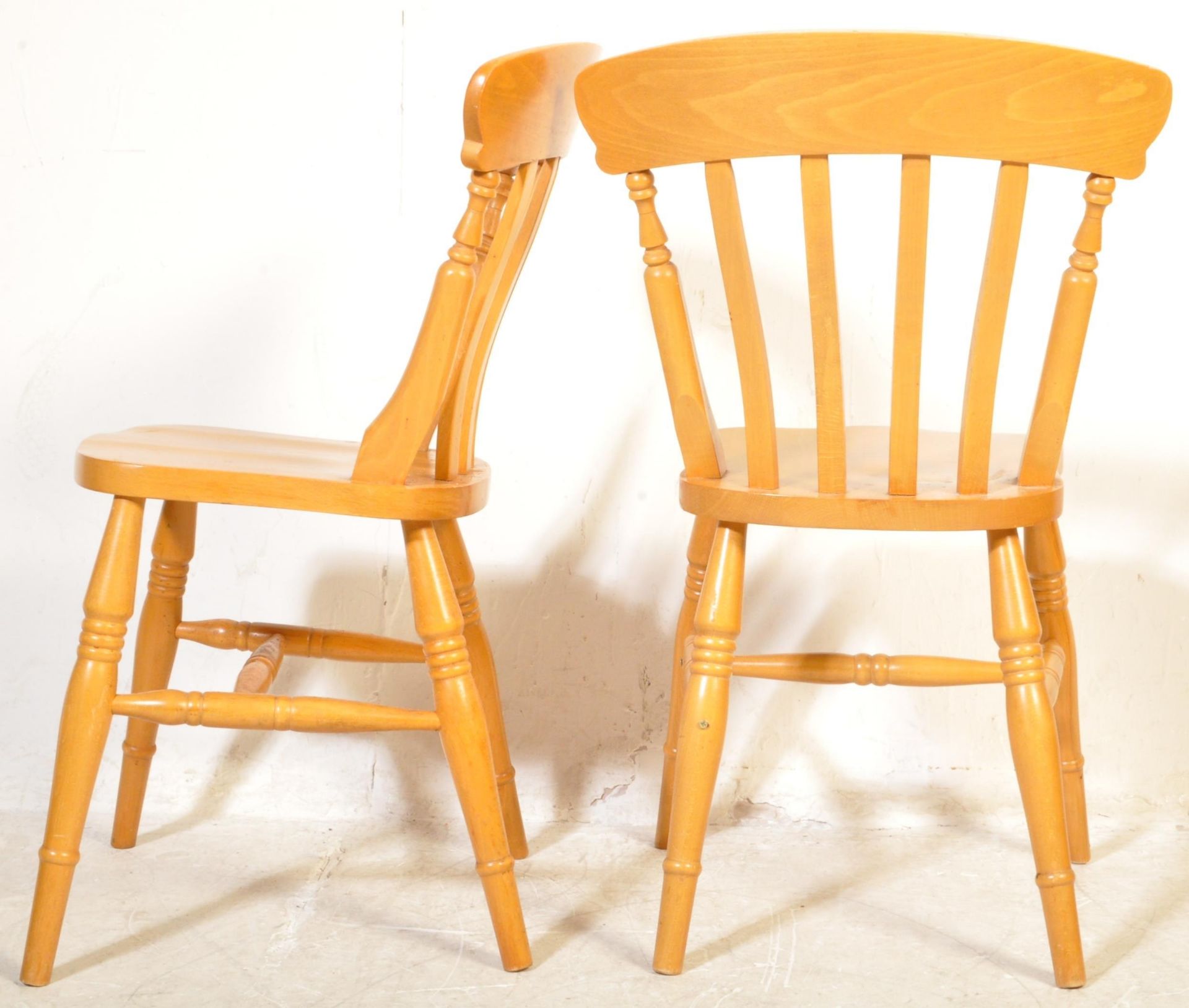 VICTORIAN STYLE COUNTRY CHUNKY OAK PINE TABLE & CHAIRS - Image 5 of 5