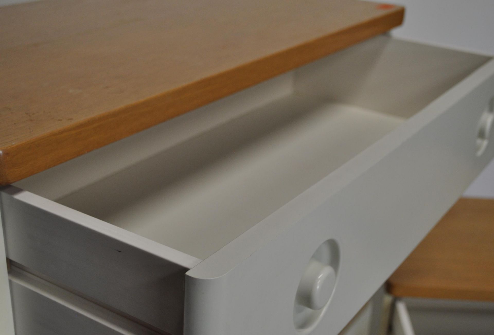 STAG FURNITURE - WHITE & OAK TWO CHEST OF DRAWERS - Image 3 of 5