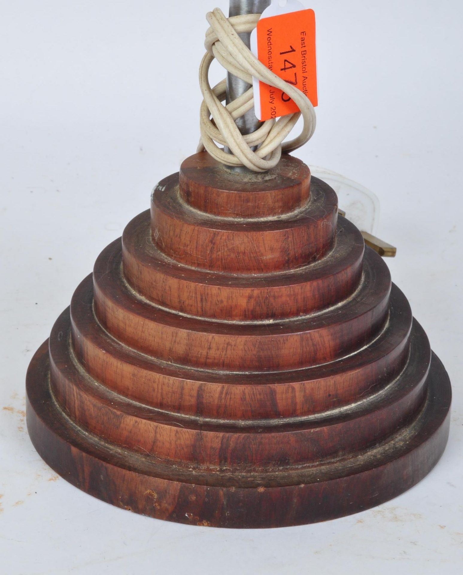 VINTAGE 1930S MAHOGANY TABLE LAMP & BELL SHADE - Image 3 of 4