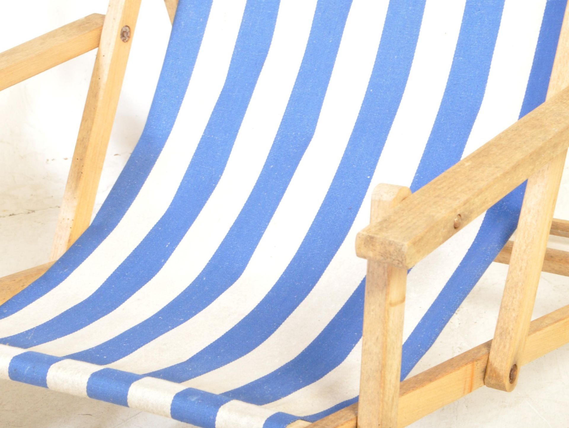 PAIR OF RETRO 20TH CENTURY FOLDING DECK CHAIRS - Image 2 of 5