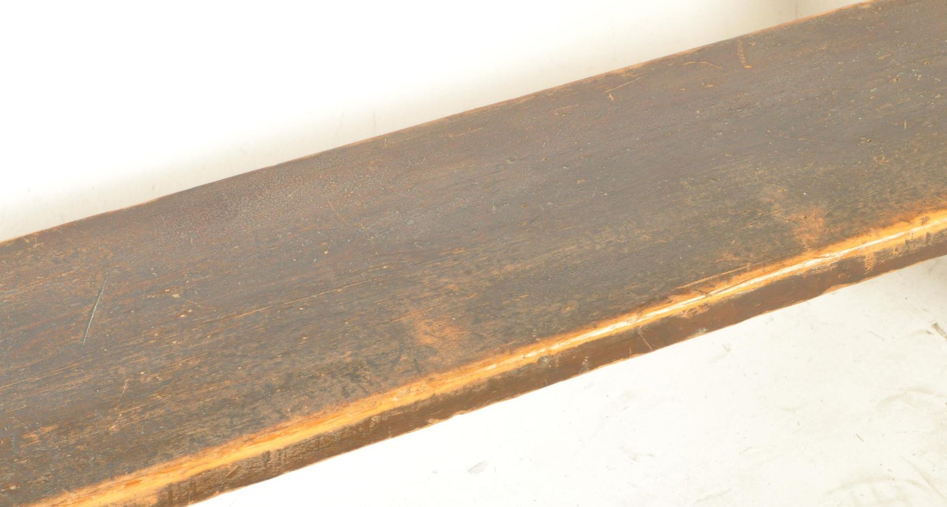 VICTORIAN 19TH CENTURY PINE CHURCH BENCH - Bild 3 aus 4