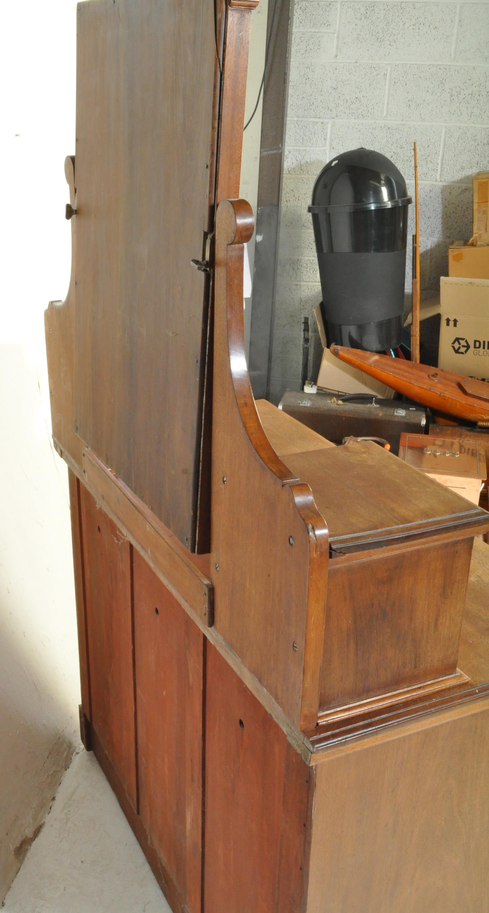 VICTORIAN WALNUT CHEST OF DRAWERS - Image 6 of 6