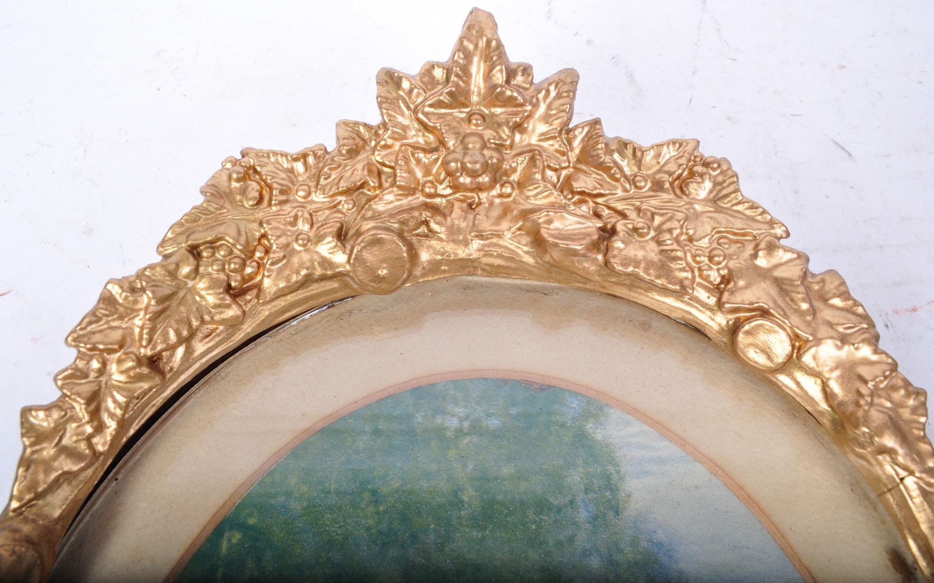 PAIR OF VINTAGE GILT FRAME OVAL PICTURE FRAMES - Bild 5 aus 6