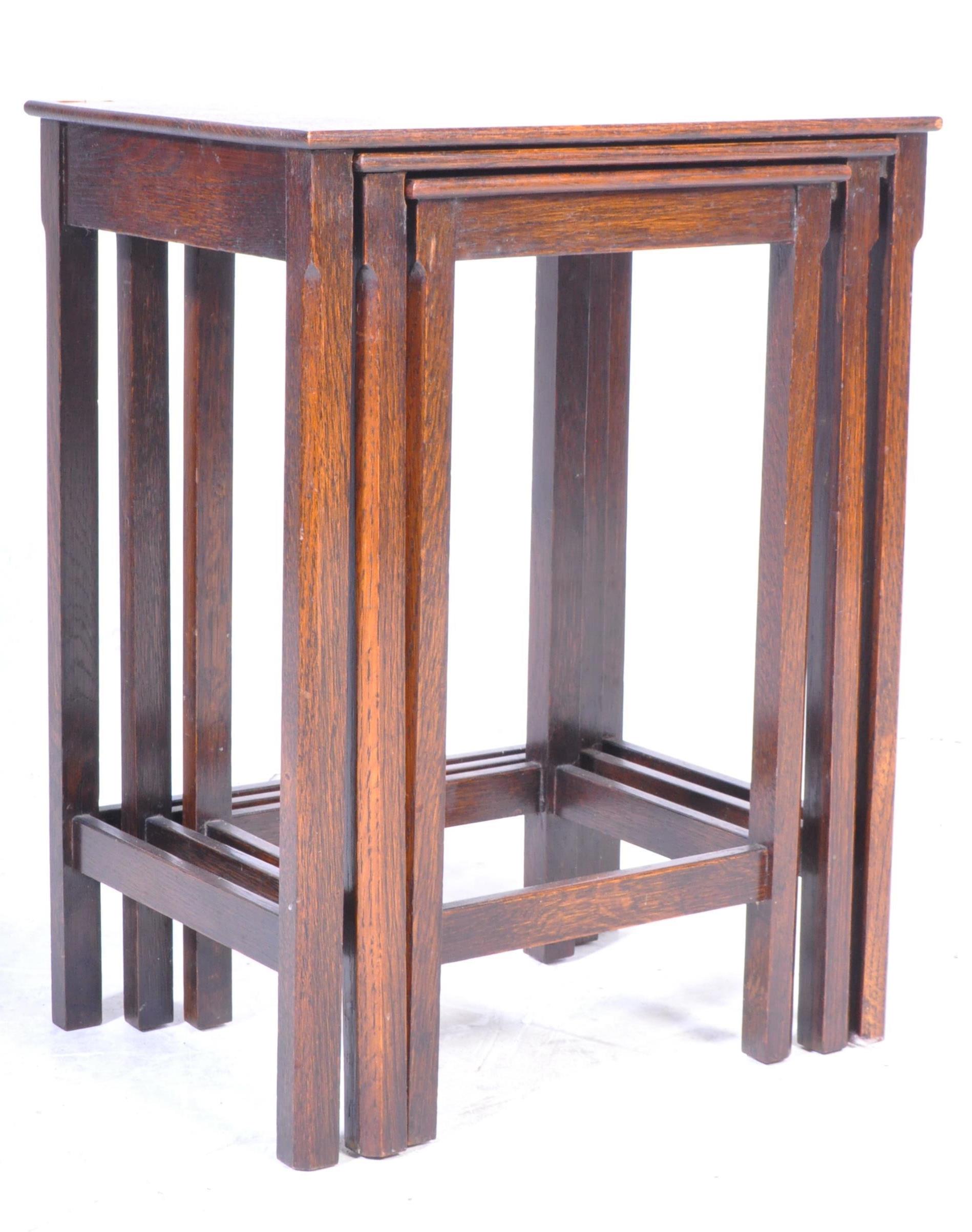 1920'S OAK ARTS & CRAFTS MANNER NEST OF TABLES - Image 4 of 4