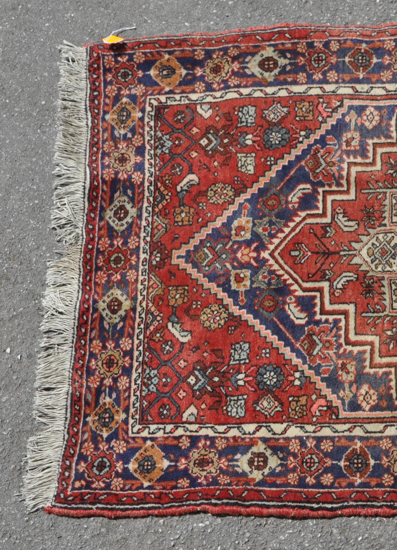 20TH CENTURY PERSIAN ISLAMIC BIDJAR THICK PILE RUG - Image 2 of 3