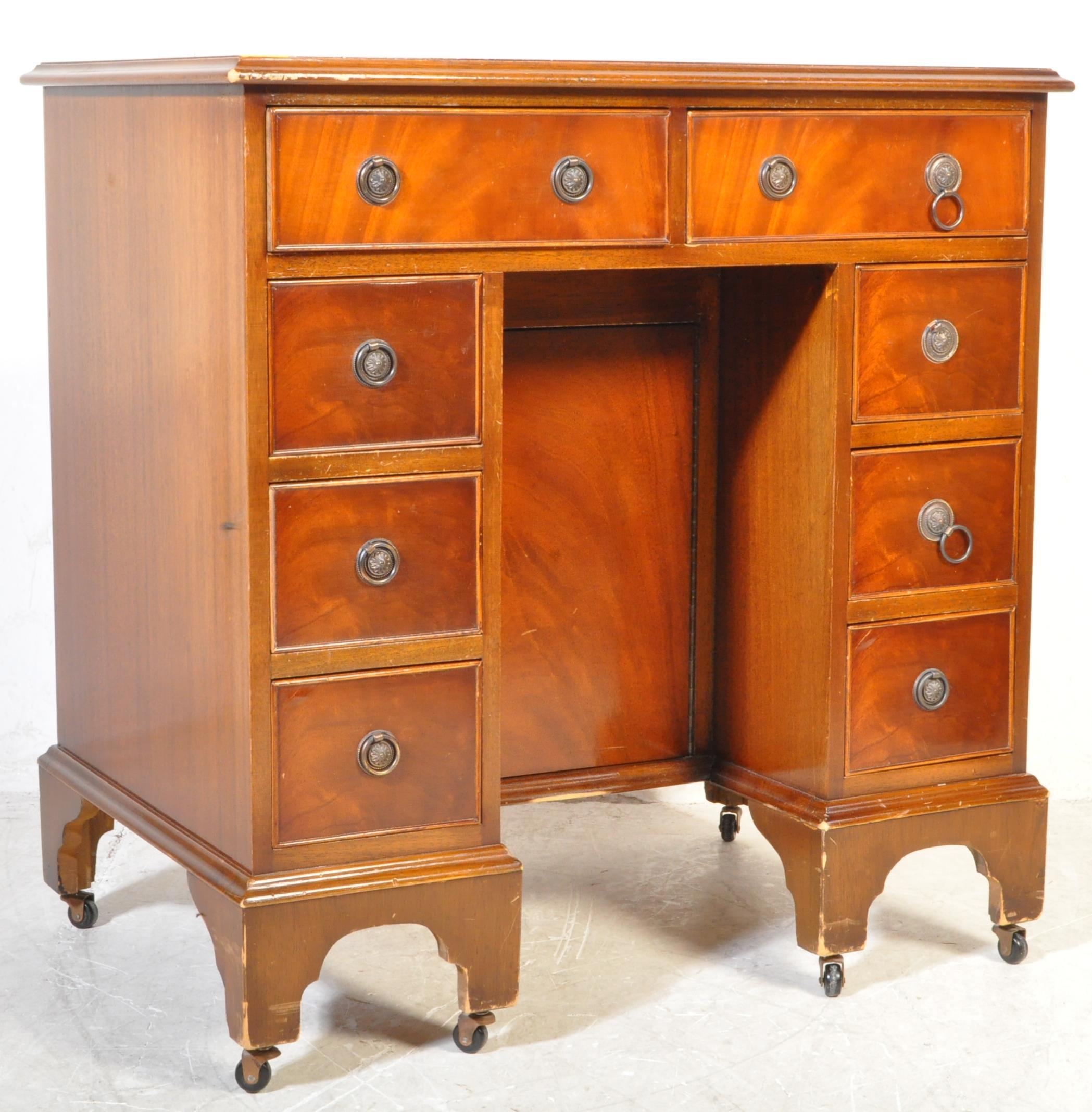 REGENCY REVIVAL MAHOGANY & LEATHER KNEEHOLE DESK