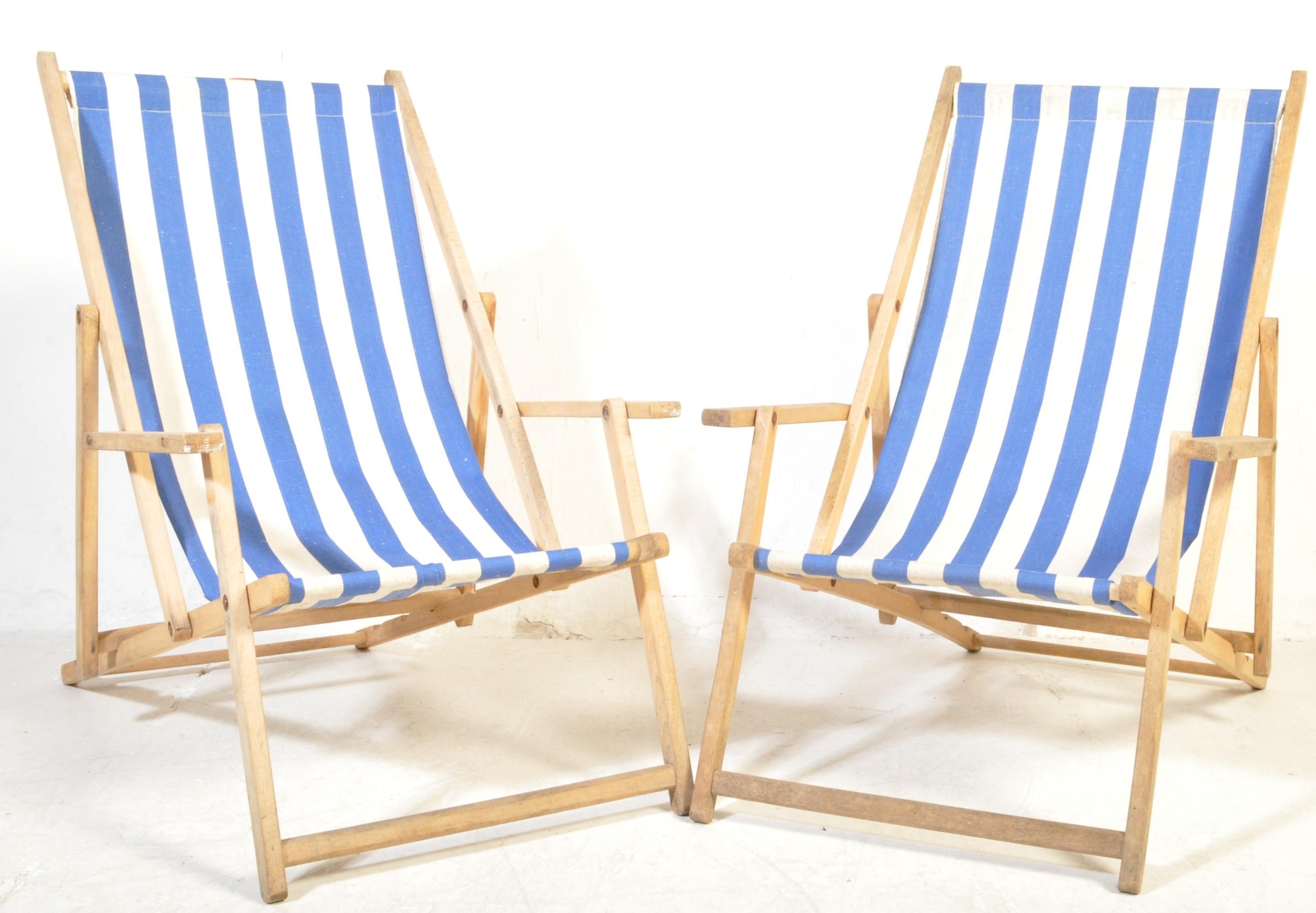 PAIR OF RETRO 20TH CENTURY FOLDING DECK CHAIRS