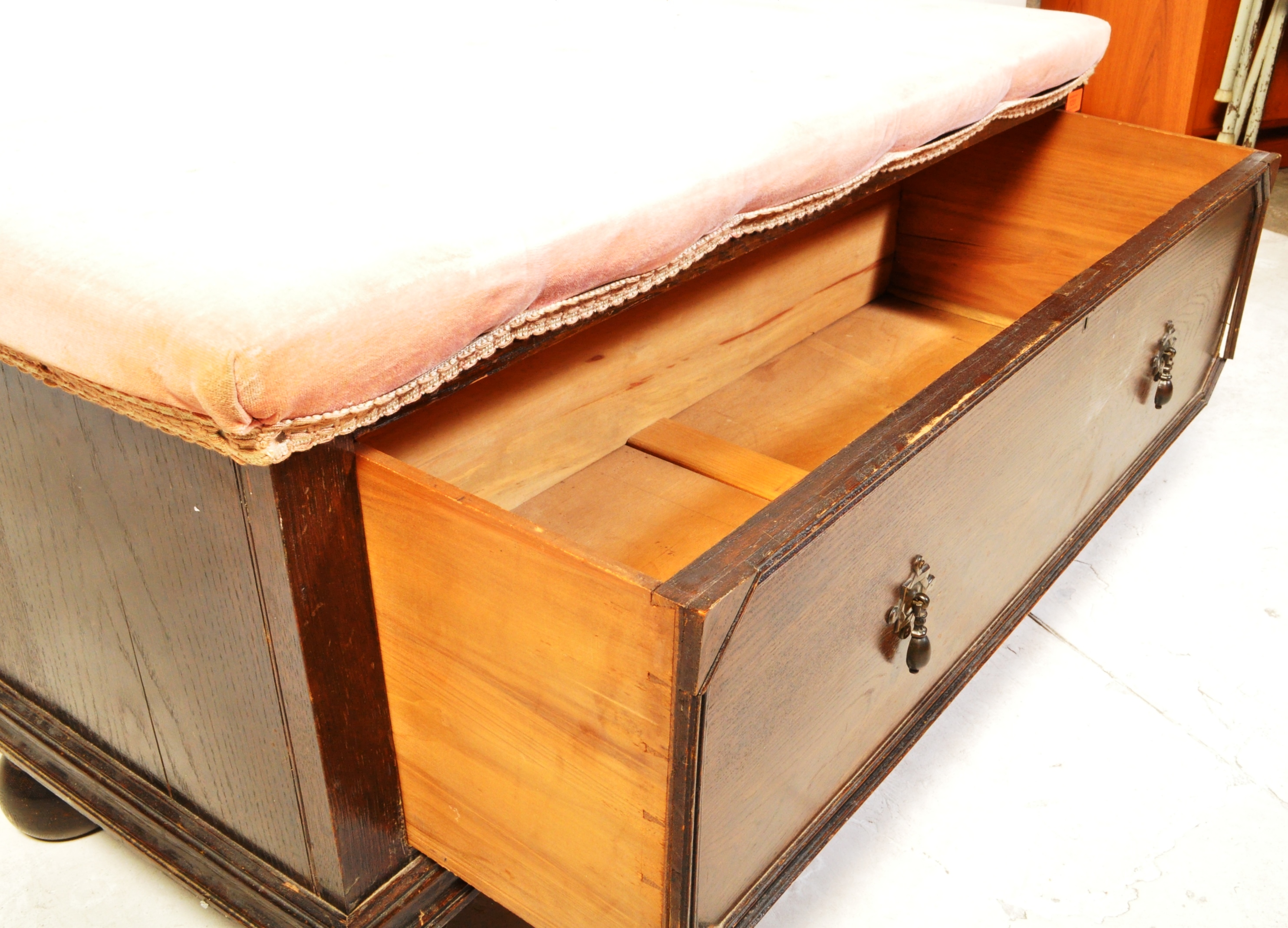 EARLY 20TH CENTURY CONVERTED OAK OTTOMAN - Image 4 of 6