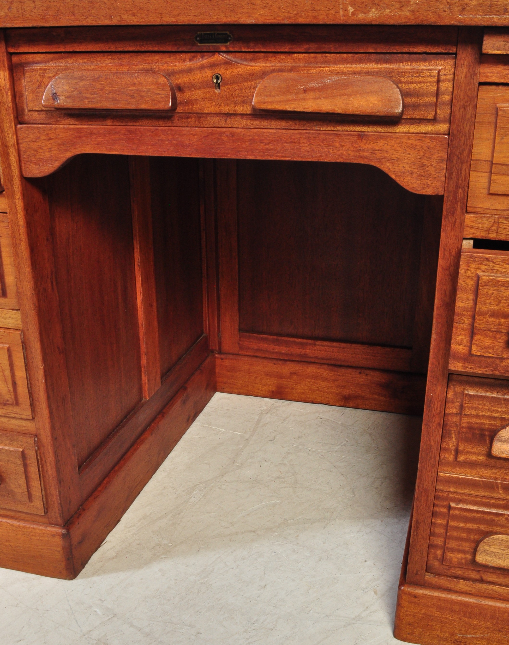 20TH CENTURY INDUSTRIAL FACTORY / OFFICE MAHOGANY DESK - Image 7 of 9