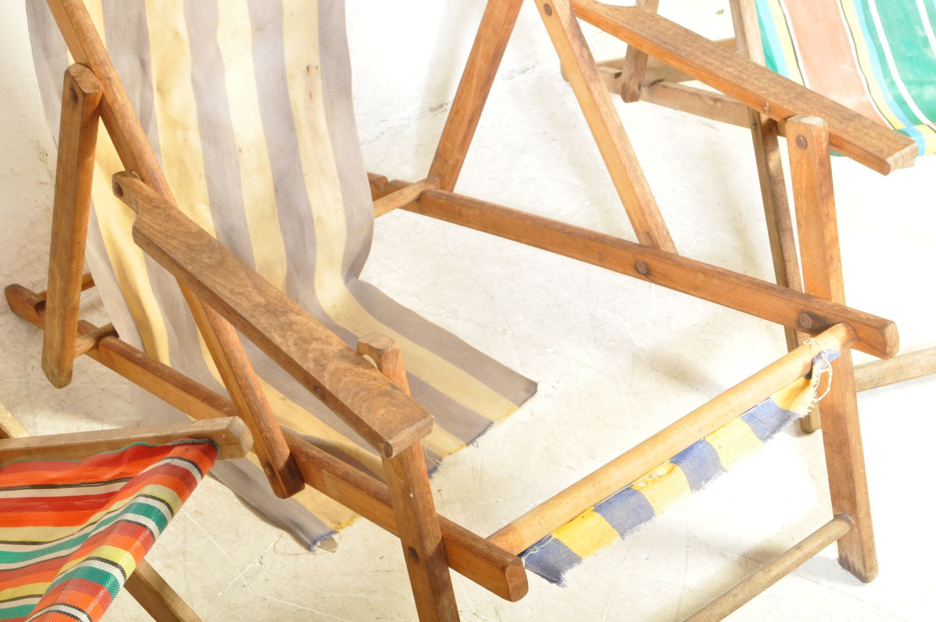 THREE VINTAGE STRIPED BEACH DECK CHAIRS - Image 3 of 5