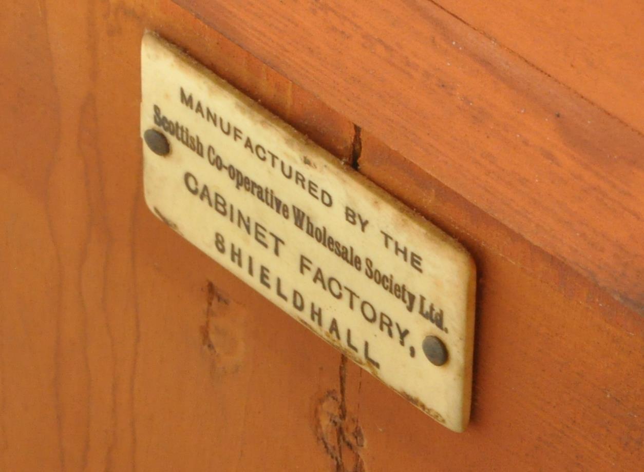 1920'S QUEEN ANNE REVIVAL MAHOGANY SIDEBOARD CREDENZA - Image 6 of 7