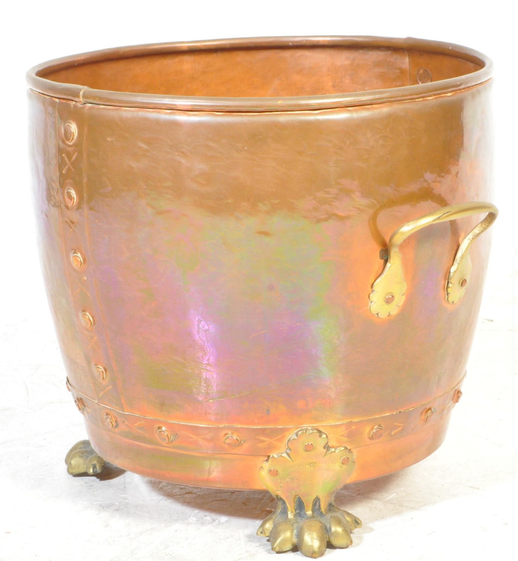 VICTORIAN 19TH CENTURY COPPER HAIRY PAW COAL LOG BUCKET