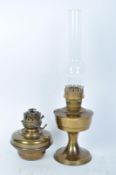 AN EARLY 20TH CENTURY OIL PARAFFIN GAS LAMP - ALADIN 23 - & MORE